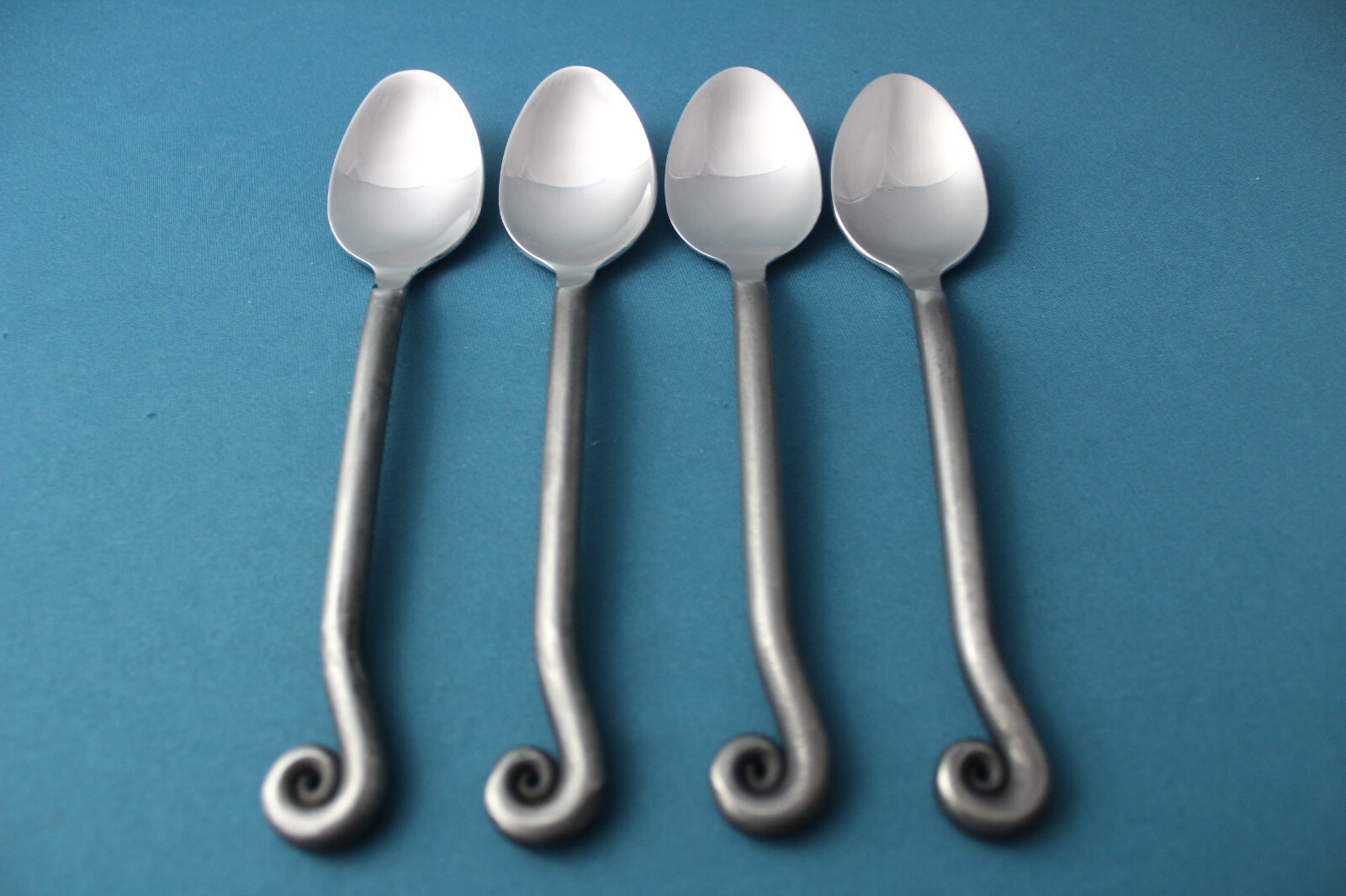 Pier 1 One PII11 Teaspoons (Set of 4) Scroll Coiled Iron 18/8 Stainless China 7\ Pier 1 One PII11 Teaspoons (Set of 4) Scroll Coiled Iron 18/8 Stainless China 7\