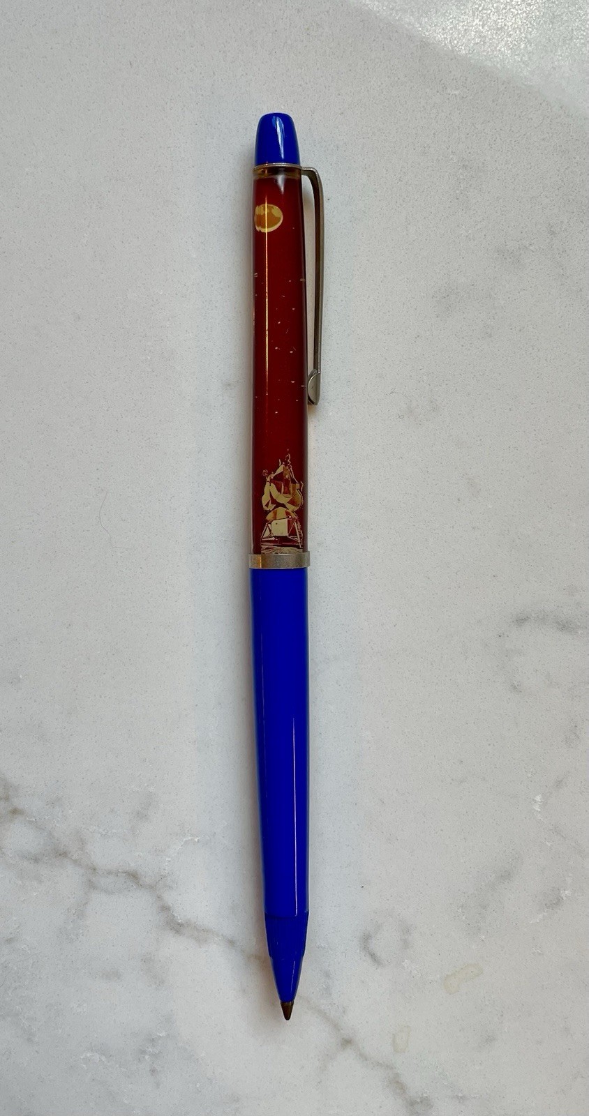 VINTAGE MANNED SPACECRAFT CENTER HOUSTON FLOATER PEN VINTAGE MANNED SPACECRAFT CENTER HOUSTON FLOATER PEN