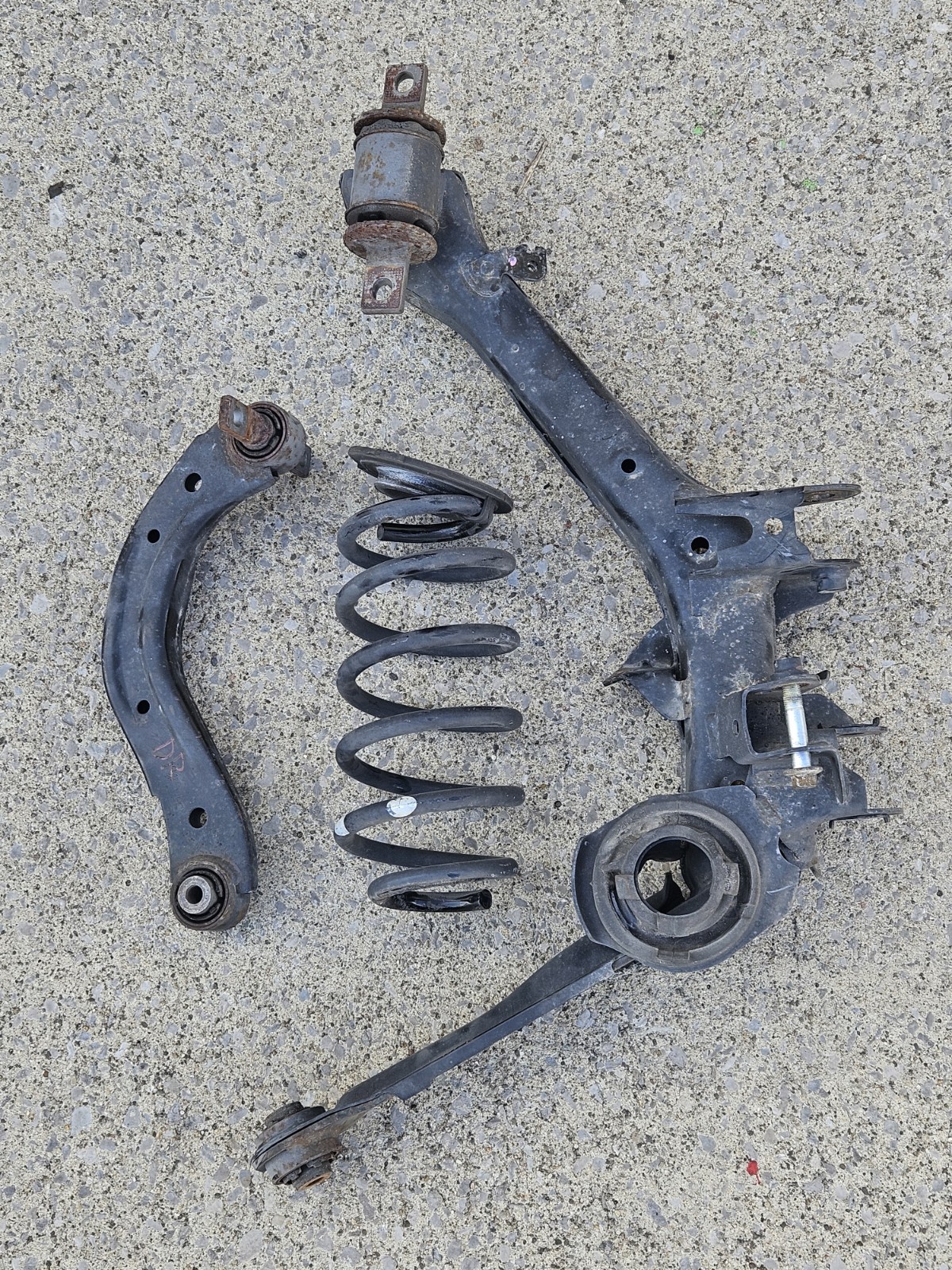 OEM 2012-2015 Honda Civic Rear Passanger Right Trailing Control Arm Suspension OEM 2012-2015 Honda Civic Rear Passanger Right Trailing Control Arm Suspension
