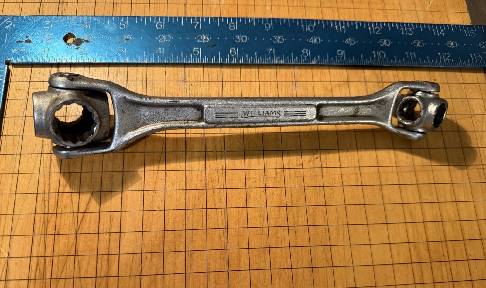 Vintage J.H. Williams No. 1999 Multisocket 8-in-1 Dog Bone Wrench SAE USA Made