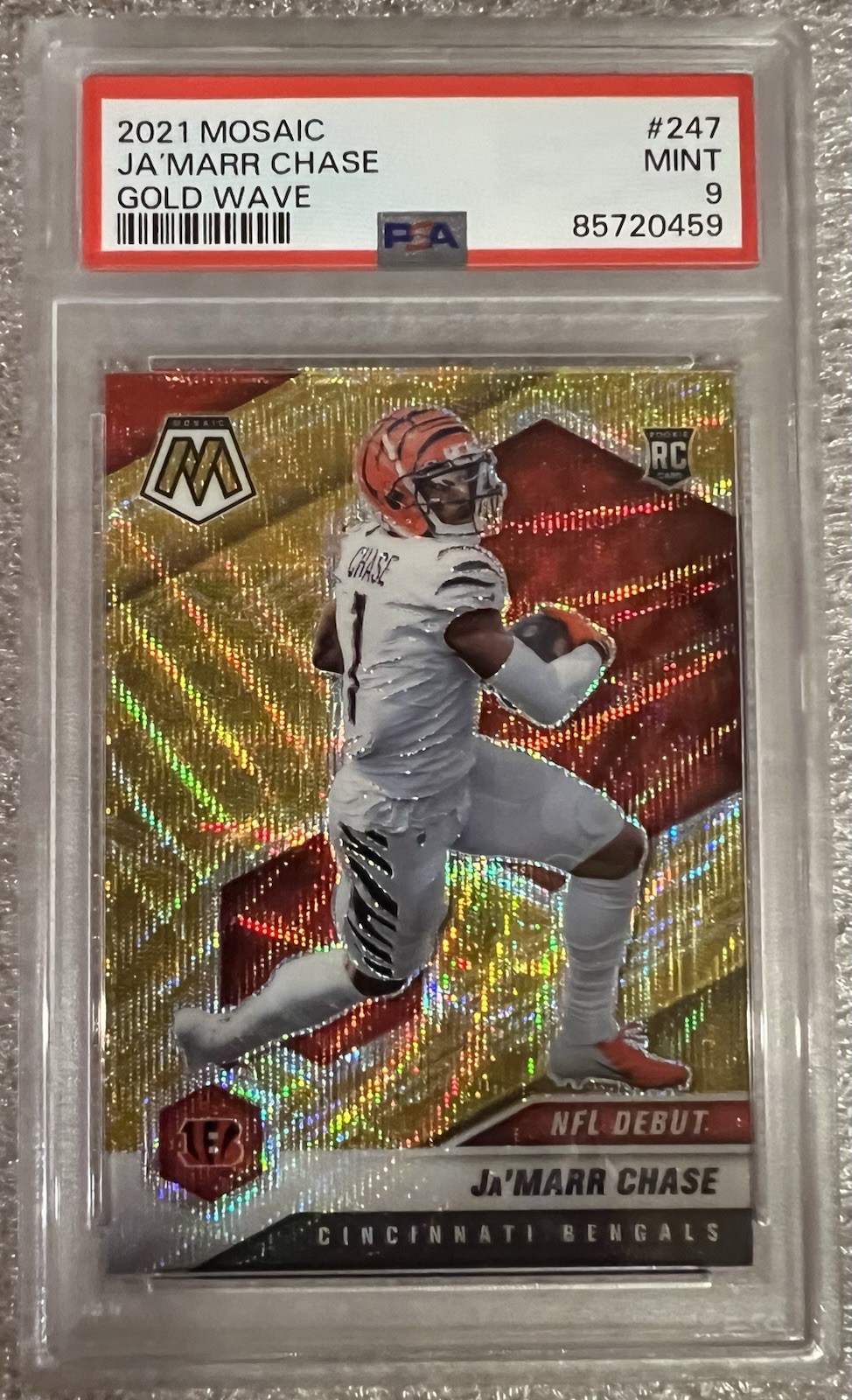 2021 Panini Mosaic Ja’Marr Chase Gold Wave #247 Rookie Card 02/17 PSA Mint 9 2021 Panini Mosaic Ja’Marr Chase Gold Wave #247 Rookie Card 02/17 PSA Mint 9