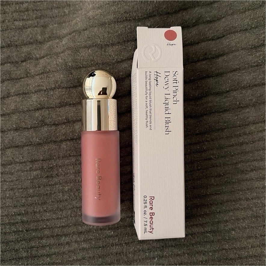 Rare Beauty Soft Pinch Dewy Liquid Blush - Hope Shade, 0.25 fl oz / 7.5 mL Rare Beauty Soft Pinch Dewy Liquid Blush - Hope Shade, 0.25 fl oz / 7.5 mL