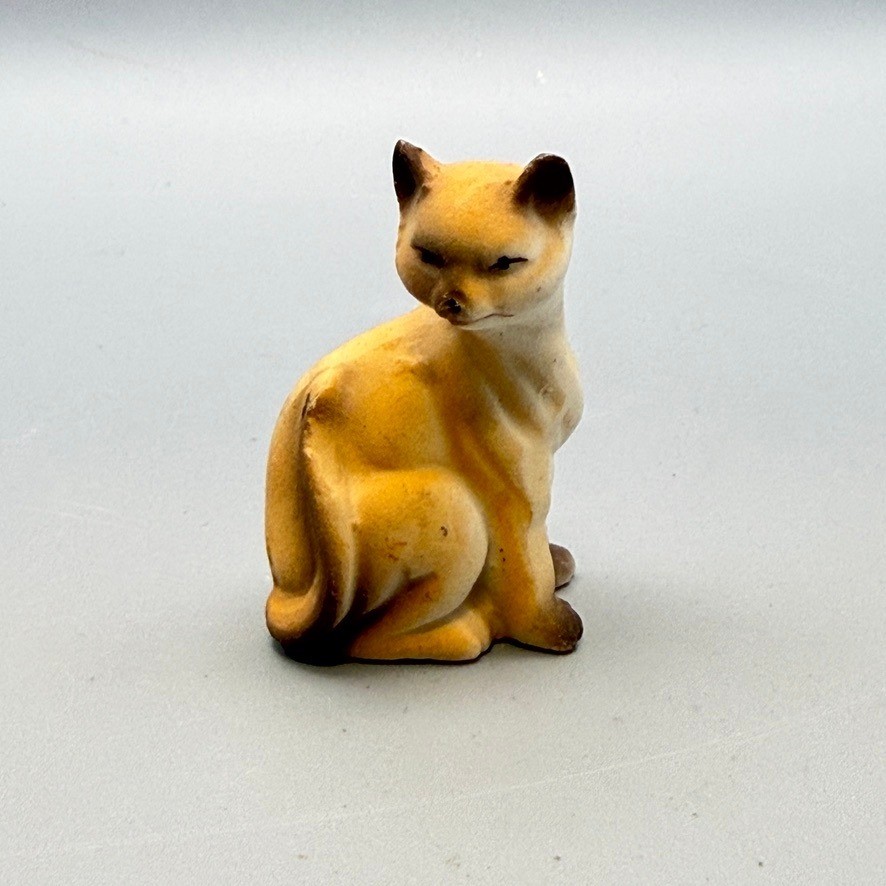 Vintage Japan Siamese Cat Figurine Miniature Ceramic Hand Painted 2\