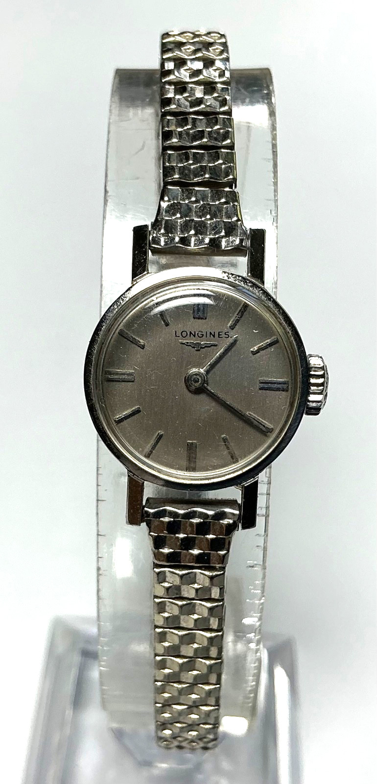 Longines Vintage 1960’s Watch Swiss Silver Original Band Manual Wind Works Well Longines Vintage 1960’s Watch Swiss Silver Original Band Manual Wind Works Well