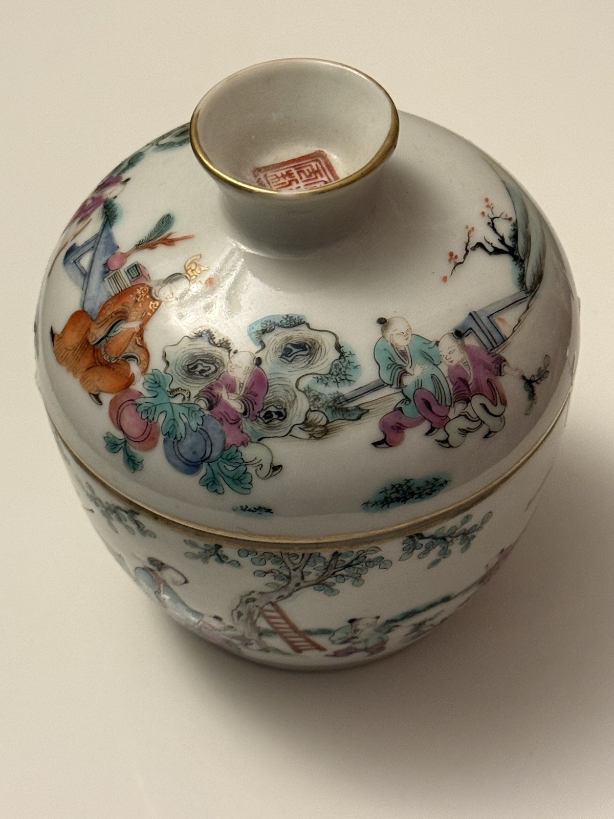 Antique Chinese Porcelain Famille Rose Hand Painted Figures Lidded Jar With Mark