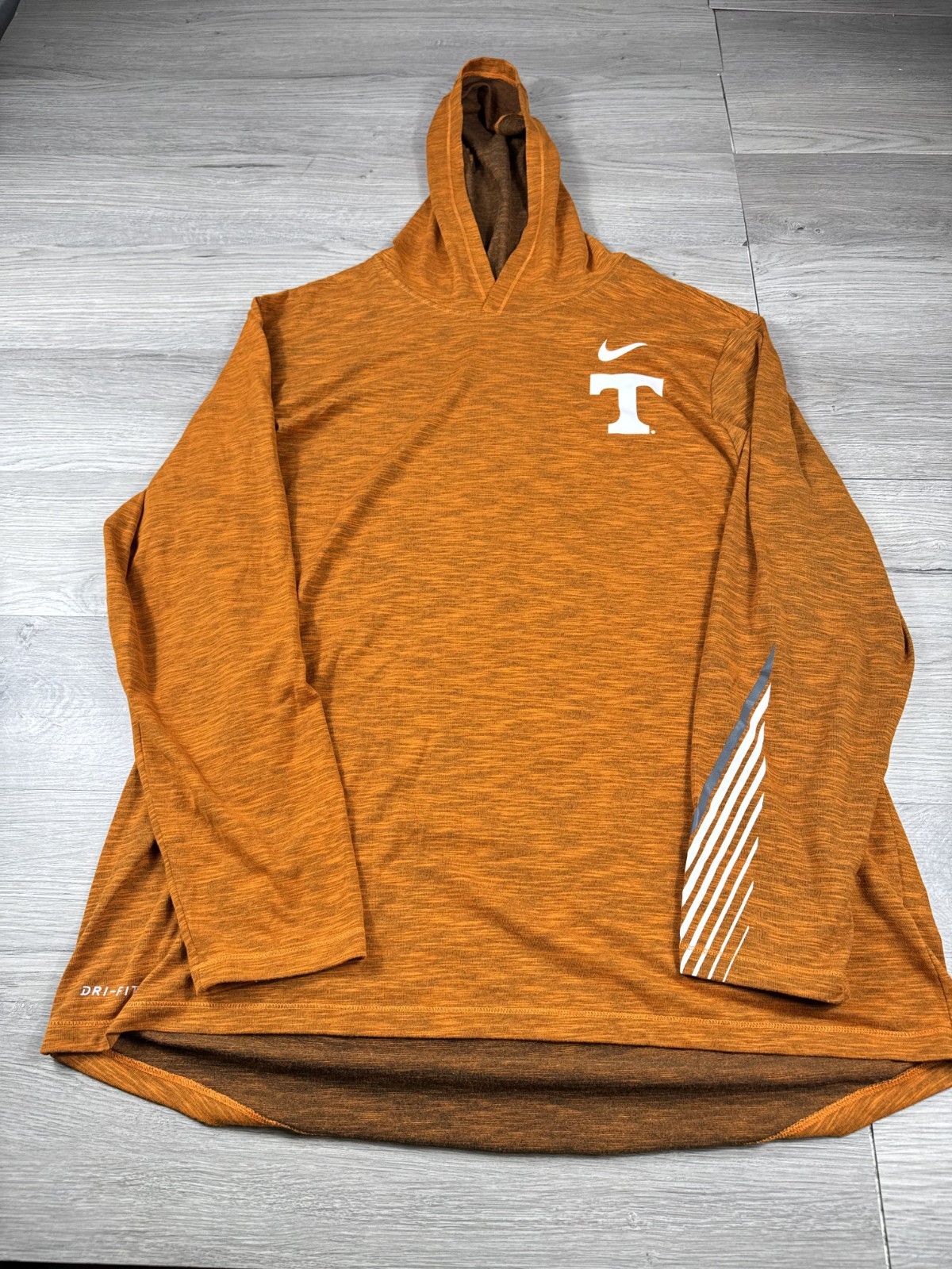 Tennessee Volunteers Shirt Mens XL Orange NCAA Football Nike Dri Fit Hooded Tennessee Volunteers Shirt Mens XL Orange NCAA Football Nike Dri Fit Hooded