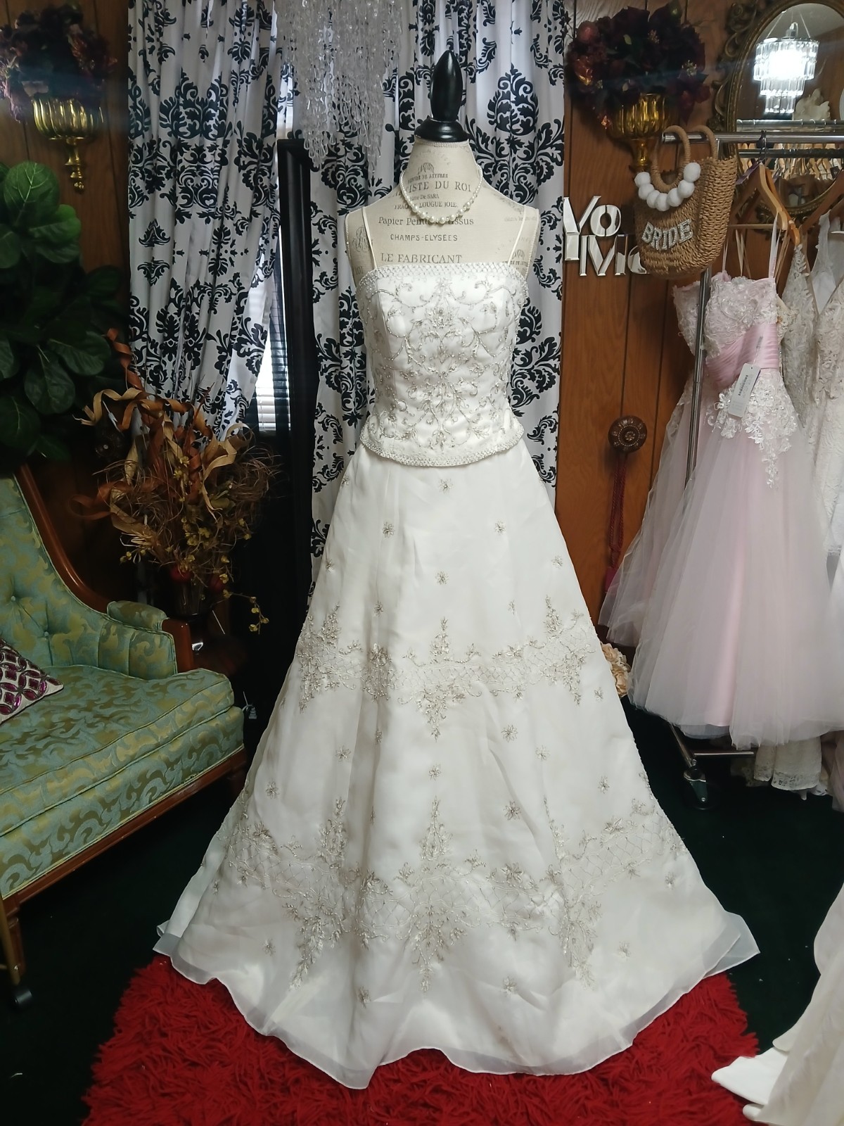 Jasmine Haute Couture Ivory Strapless Basque Waist Wedding Dress Size 10