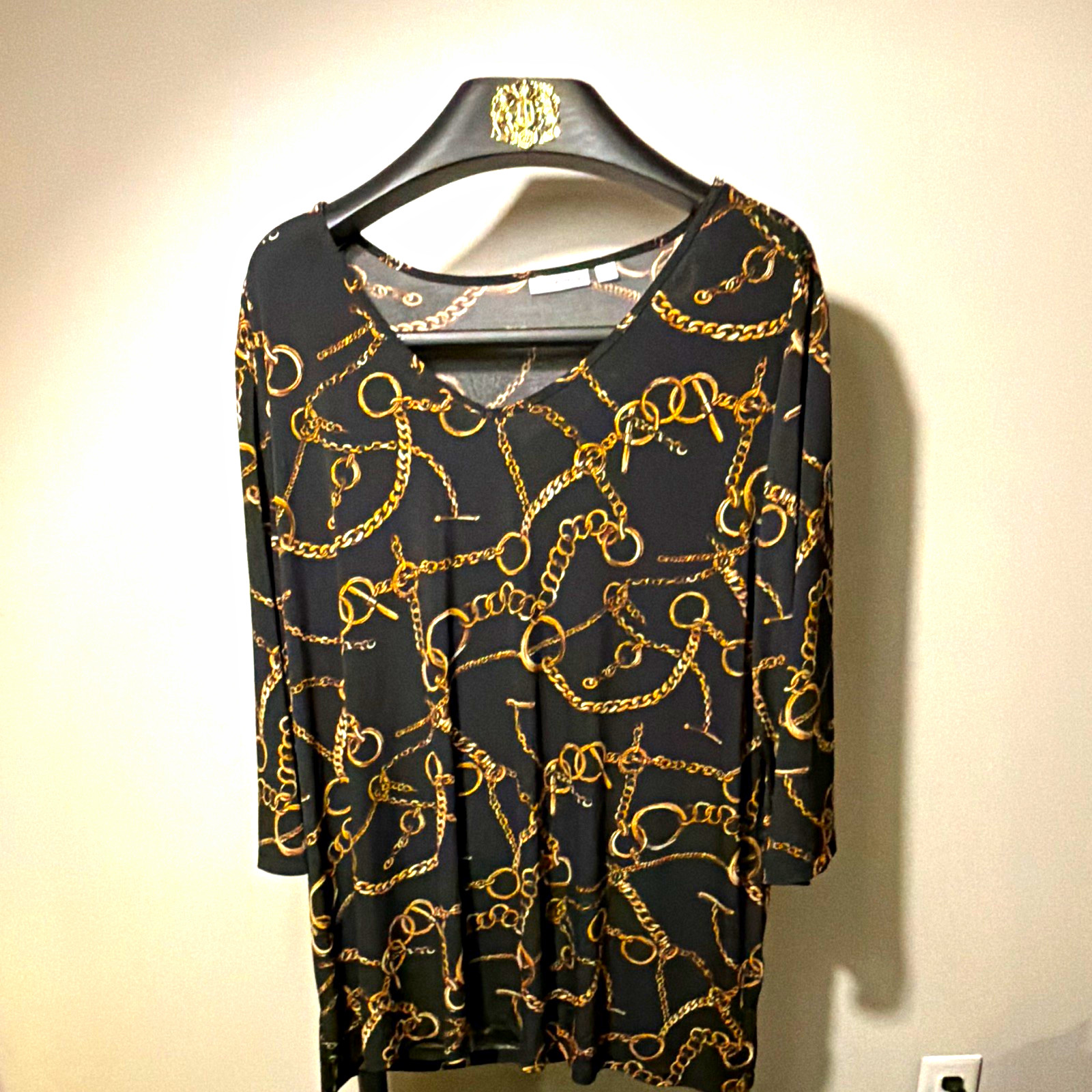 Susan Graver 3X Plus Black Gold Chain Print Knit Tunic Top 3/4 Sleeve Susan Graver 3X Plus Black Gold Chain Print Knit Tunic Top 3/4 Sleeve