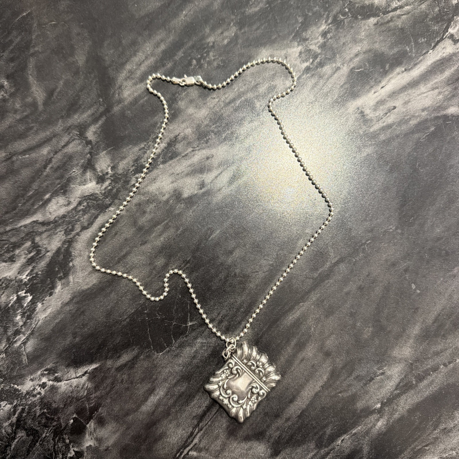 Vintage Sterling Silver Repousse Stamp Holder Vintage Sterling Silver Repousse Stamp Holder