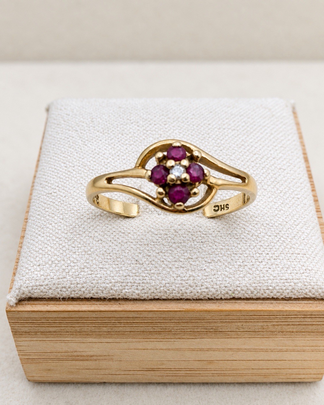 Vintage 10K Gold Red Spinel & Diamond Flower Ring Size 6 Signed Estate Jewelry