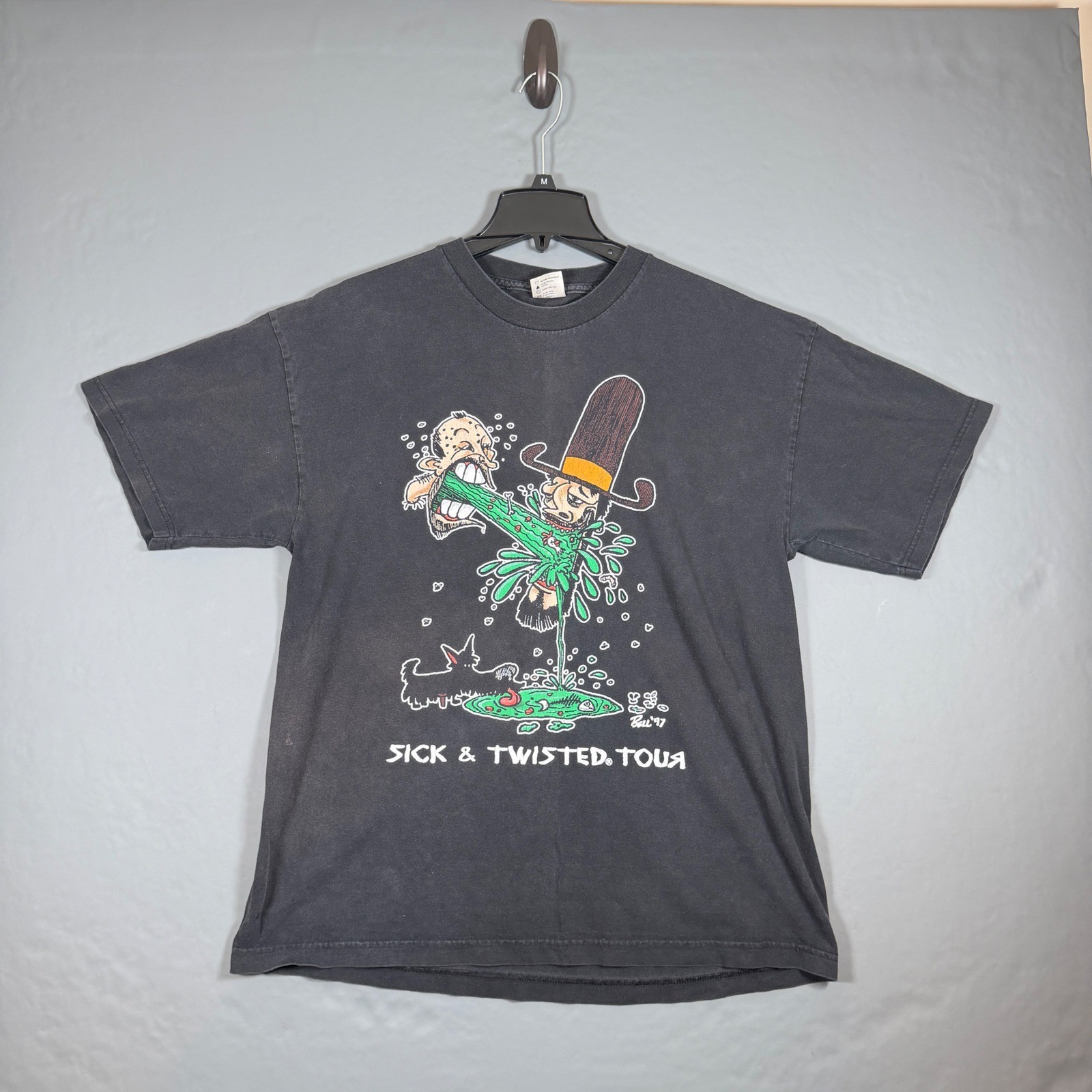 Vintage 90s Korn Nu Metal Sick And Twisted Tour Band T-Shirt Staind Size XL Vintage 90s Korn Nu Metal Sick And Twisted Tour Band T-Shirt Staind Size XL