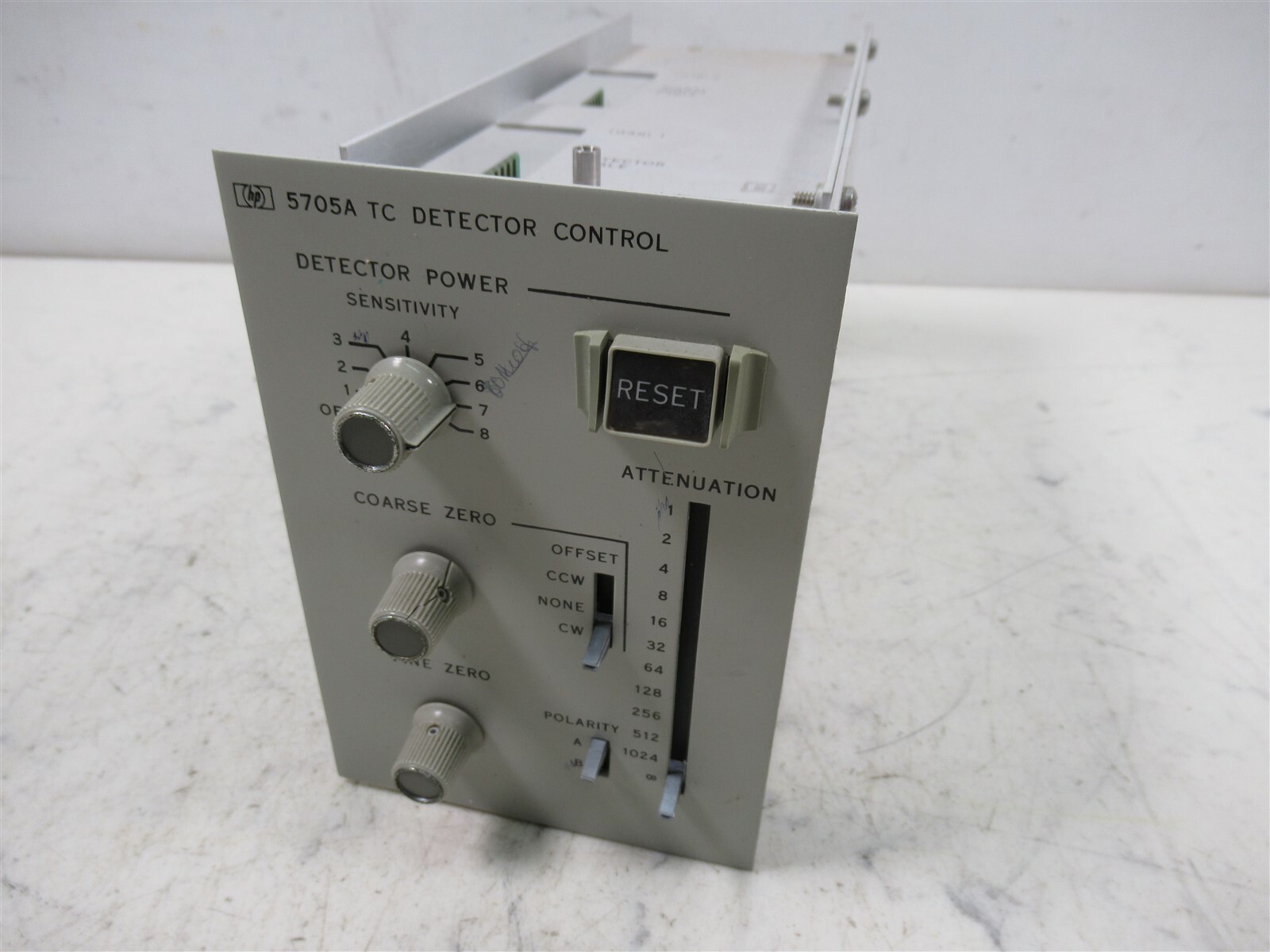 Hewlett Packard HP 5705A TC Detector Control Module Thermal Conductivity GC Hewlett Packard HP 5705A TC Detector Control Module Thermal Conductivity GC