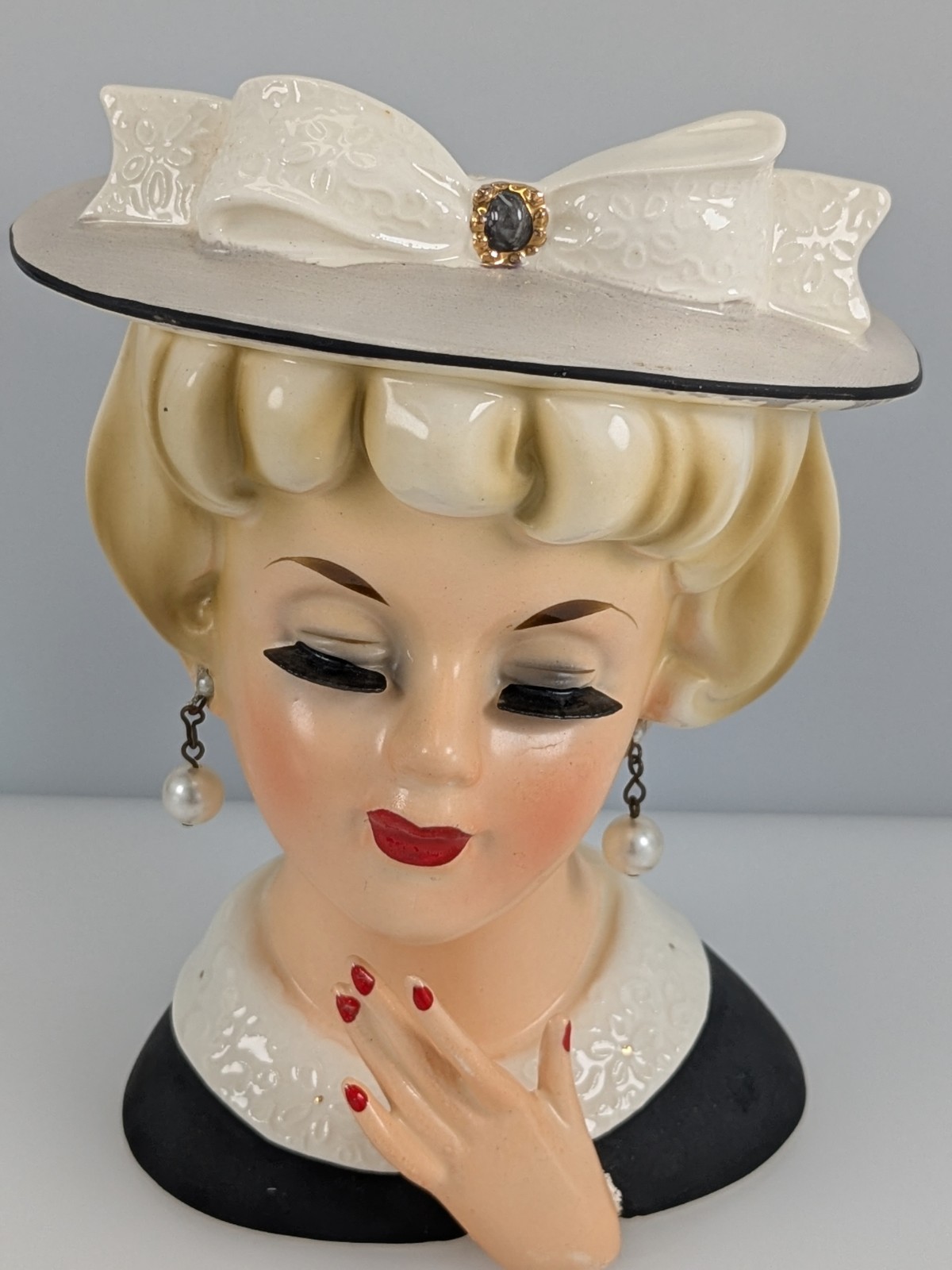 Vintage Lady Head Vase 5.5\ Vintage Lady Head Vase 5.5\