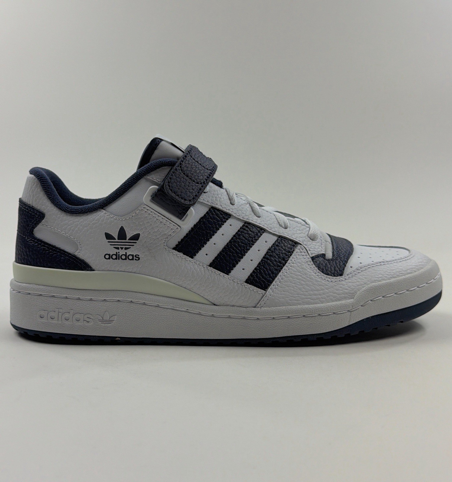 Adidas Originals Forum Low Men 11 White Navy Blue Shoes Sneakers Athletic GY5831