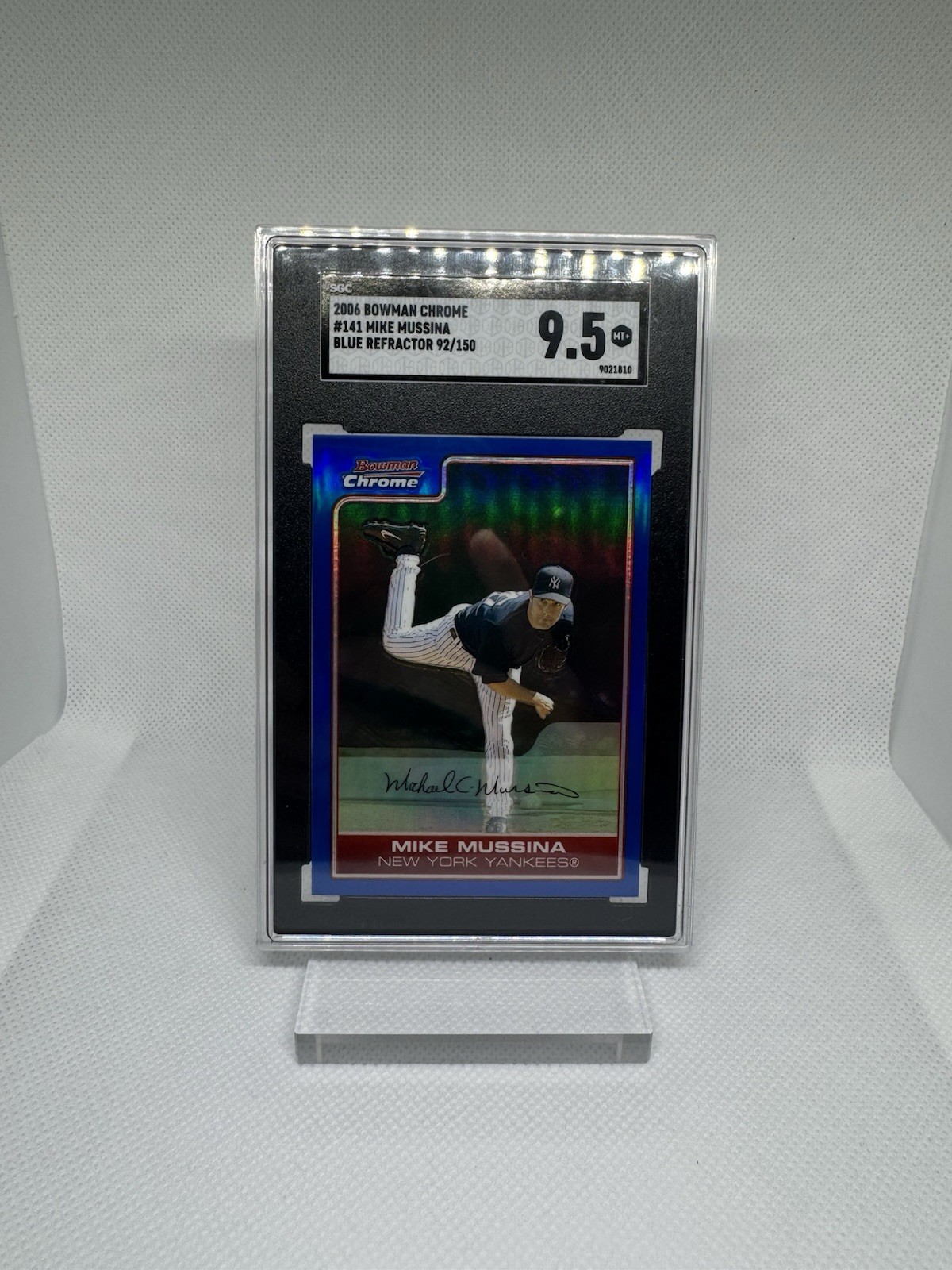 Topps 2006 Bowman Chrome Mike Mussina #141 Blue Refractor /150 Yankees Topps 2006 Bowman Chrome Mike Mussina #141 Blue Refractor /150 Yankees