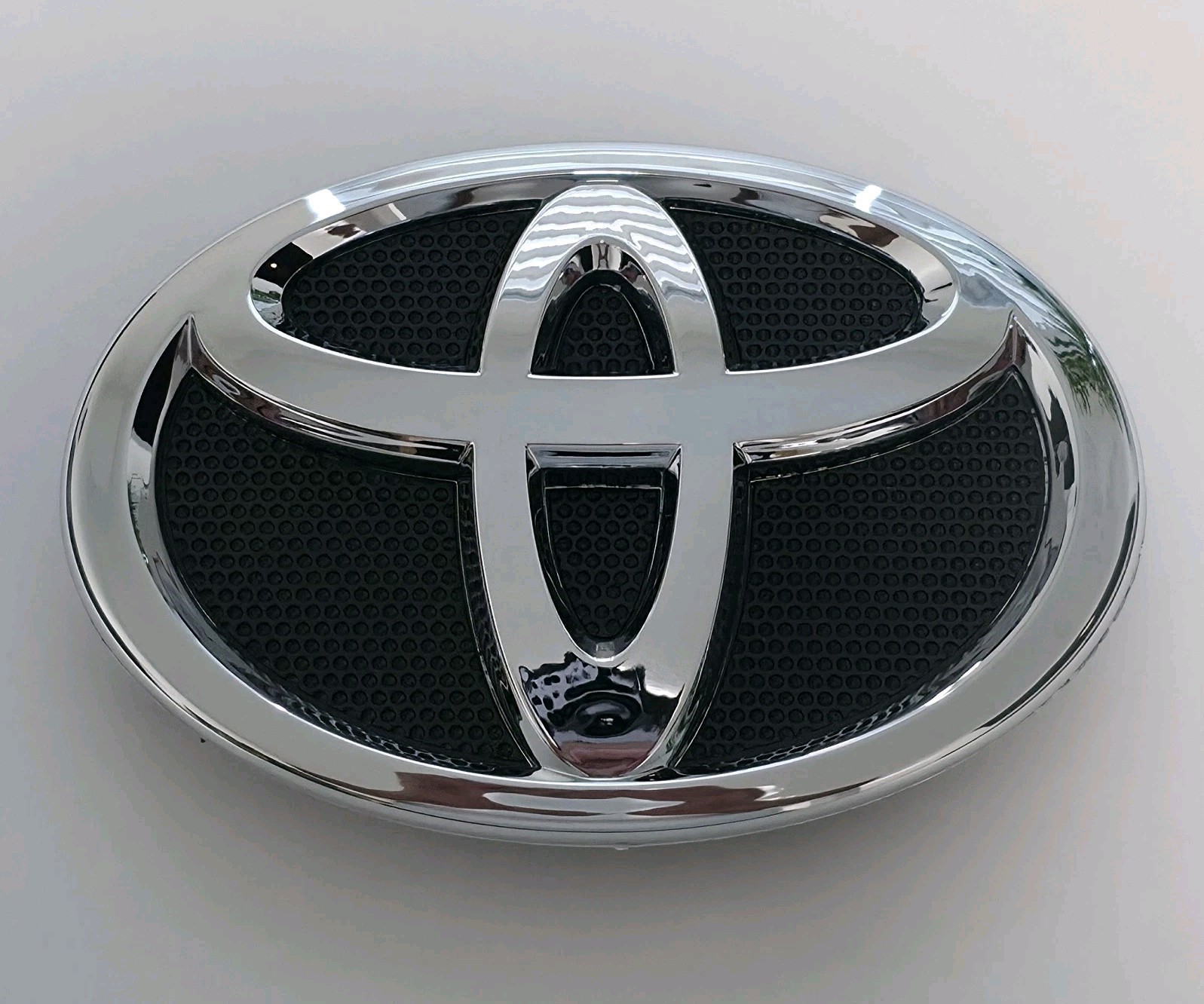 ππNEW Fit For Toyota Corolla 2009 2010 2011 2012 2013 Front Grill Emblem Badge ππNEW Fit For Toyota Corolla 2009 2010 2011 2012 2013 Front Grill Emblem Badge