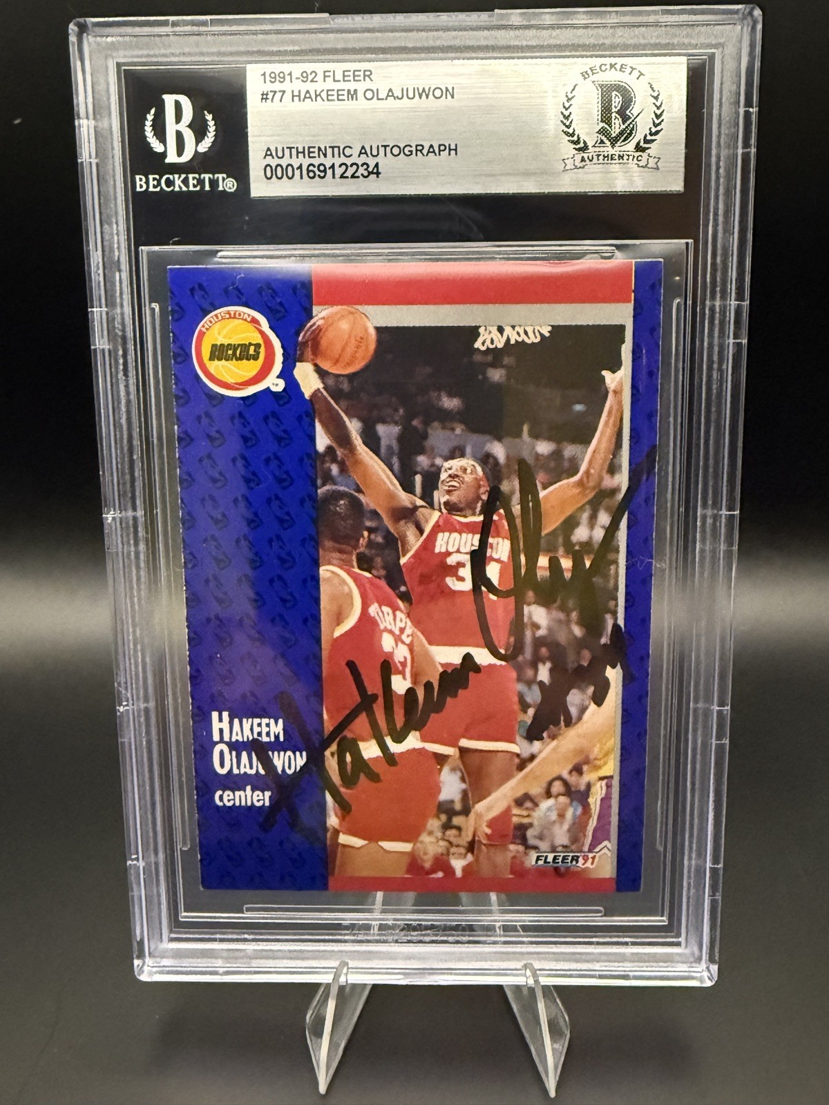 1991-92 Fleer Hakeem Olajuwon Rockets Autographed Card (BAS ) Full Vintage Sig 1991-92 Fleer Hakeem Olajuwon Rockets Autographed Card (BAS ) Full Vintage Sig