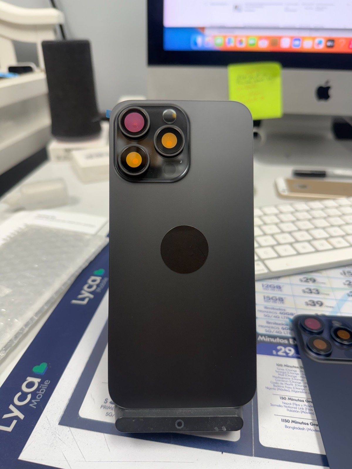 Back Glass For iPhone 15 Pro / 15 ProMax w/NFC no flash ,no magnets