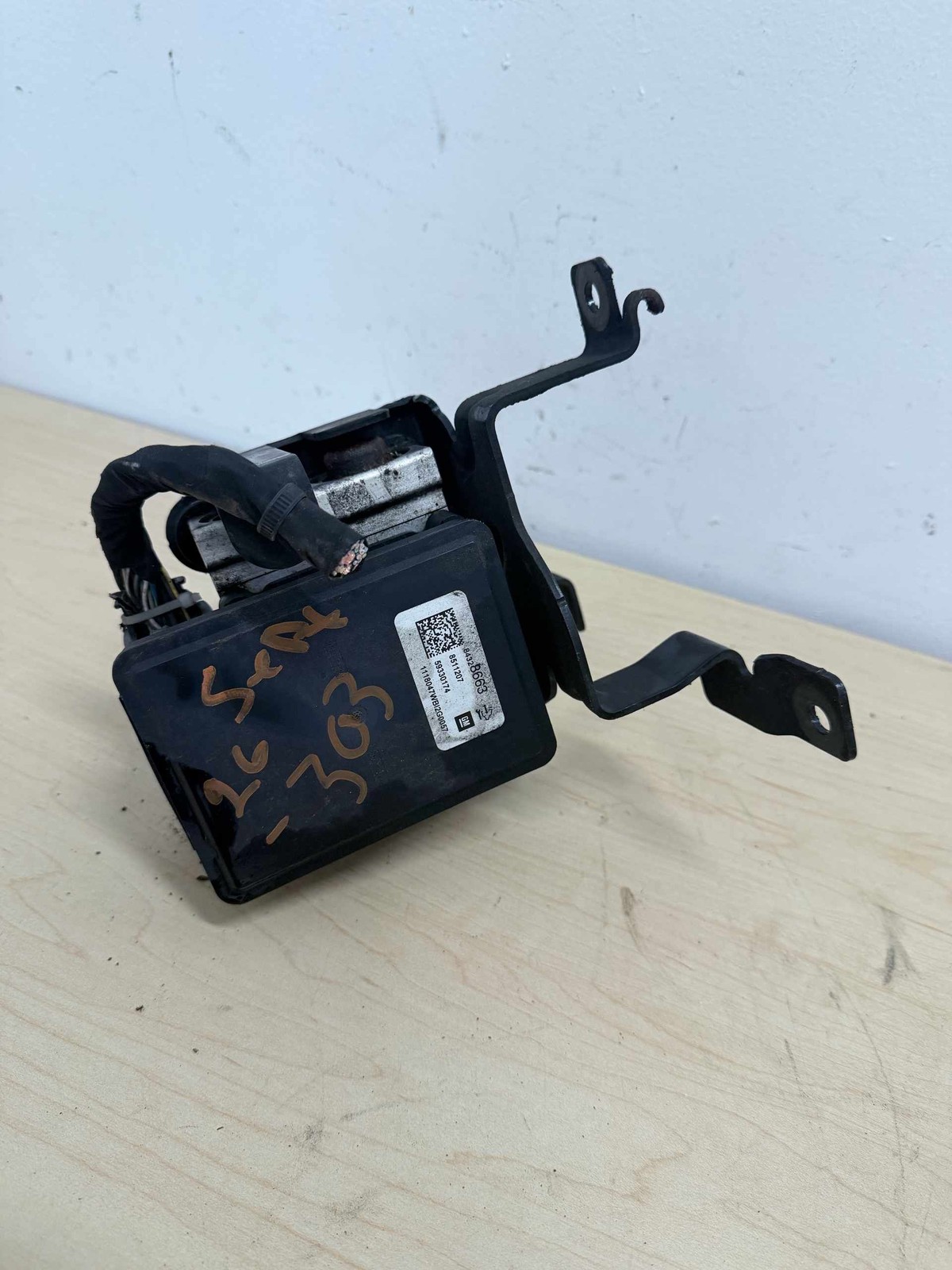 2018-2024 Chevy Express 2500 Anti-lock Brake Parts Oem:84870262