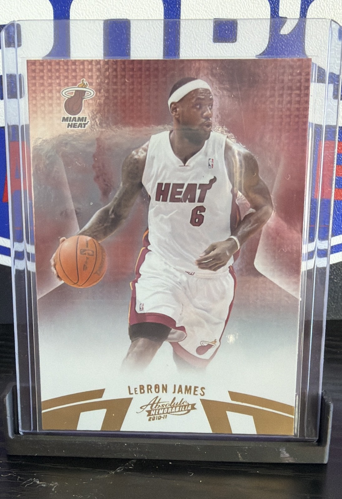 2010-11 Panini Absolute Memorabilia - LeBron James #14 2010-11 Panini Absolute Memorabilia - LeBron James #14