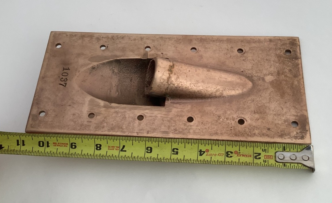Vintage Bronze Shaft Log Wood Boat  10 3/4\