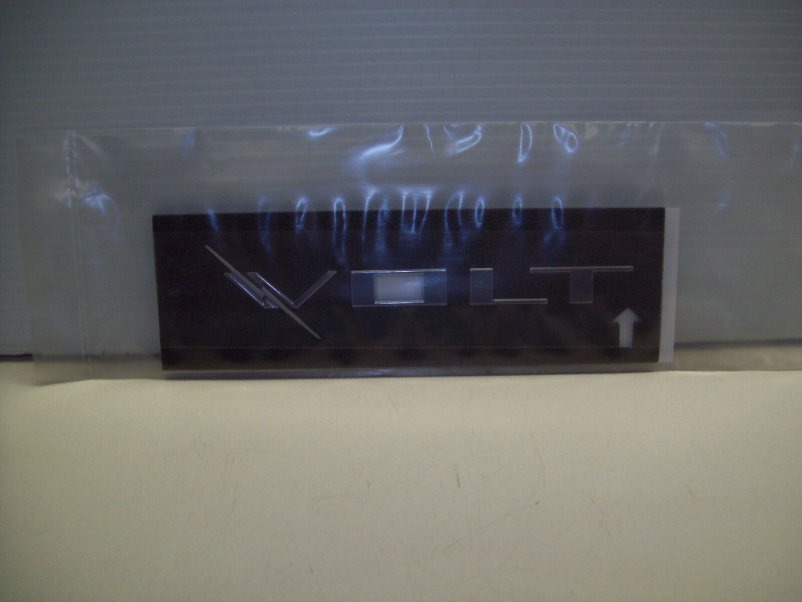 2011-2019 Chevrolet Volt Decklid Emblem OEM# 84162072