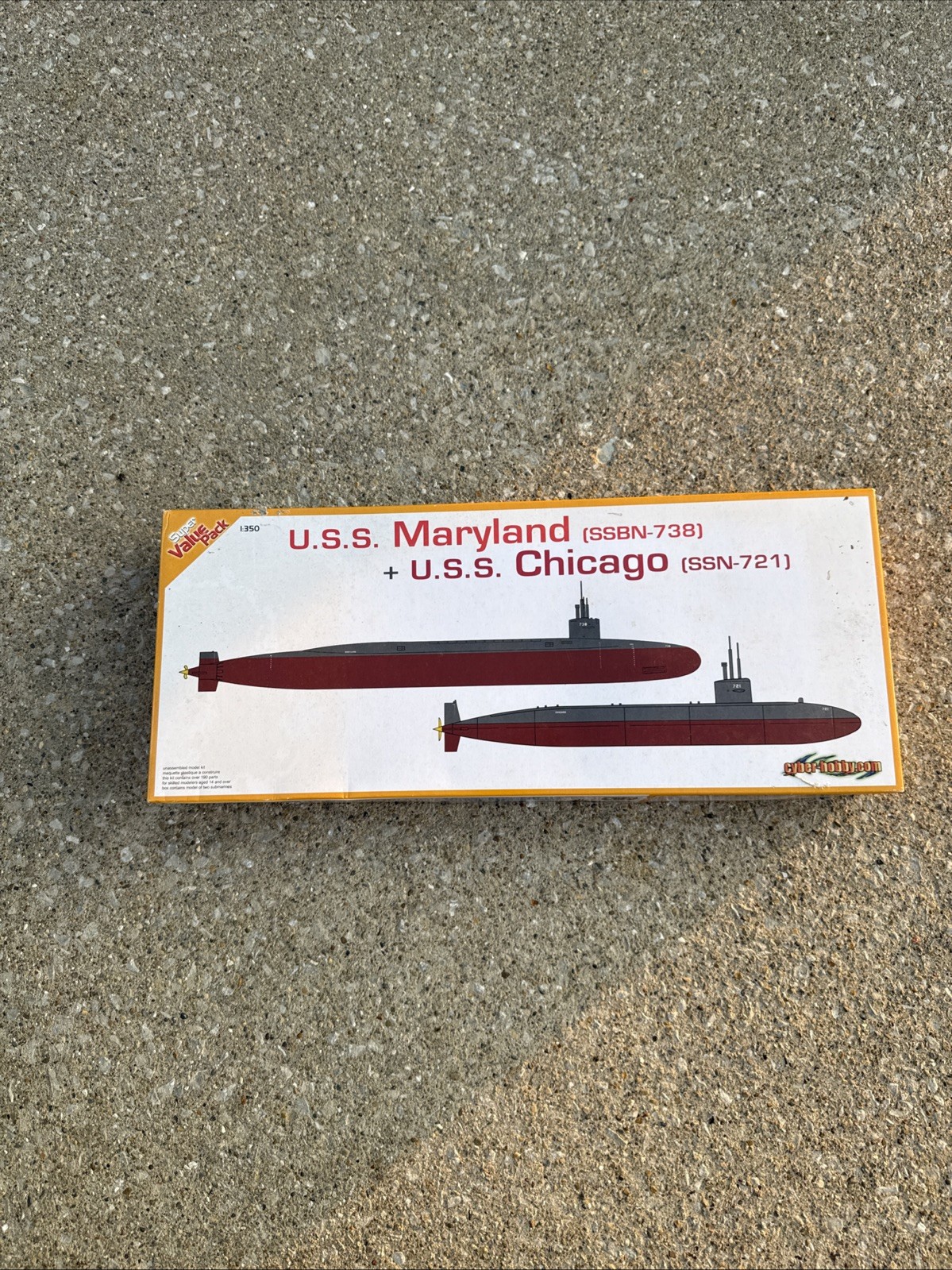 Dragon 1/350 USS Maryland SSBN-738 & USS Chicago SSN-721 Model Kit Cyber-Hobby Dragon 1/350 USS Maryland SSBN-738 & USS Chicago SSN-721 Model Kit Cyber-Hobby