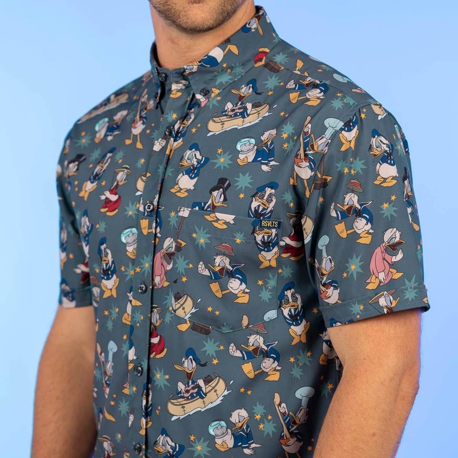RSVLTS Disney’s Donald Duck 90th Quackin Us Up KUNUFLEX Short Sleeve Shirt Small RSVLTS Disney’s Donald Duck 90th Quackin Us Up KUNUFLEX Short Sleeve Shirt Small