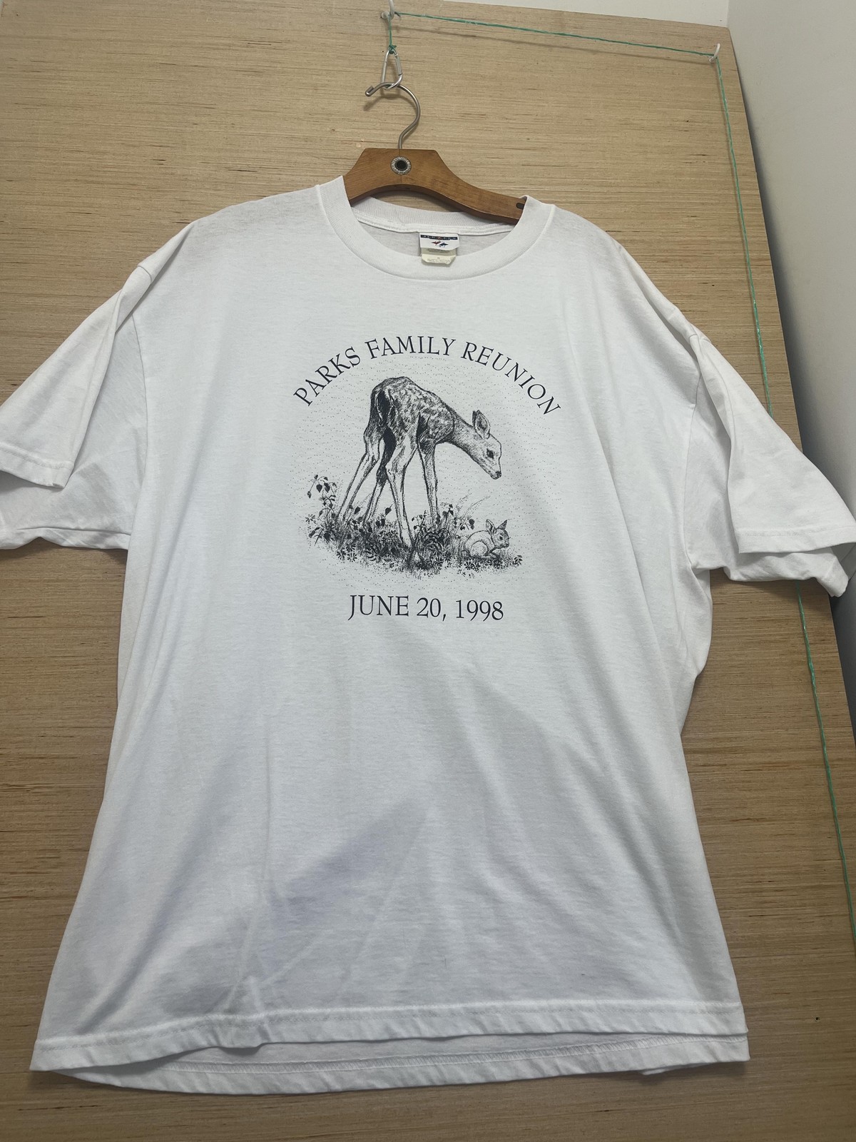 Vintage Parks Family Reunion Shirt Mens 2XL White Deer Bunny Graphic Jerzees 90s