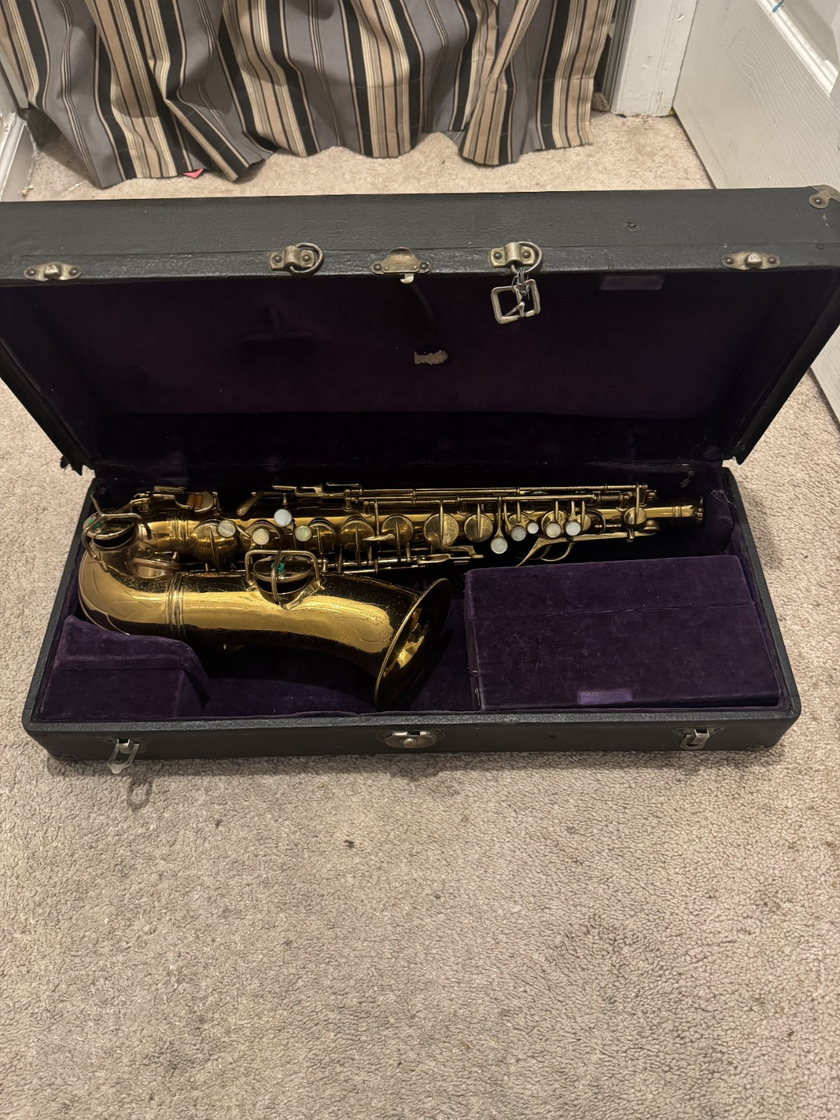Circa Late 1920s Conn Alto Saxophone G2U Circa Late 1920s Conn Alto Saxophone G2U
