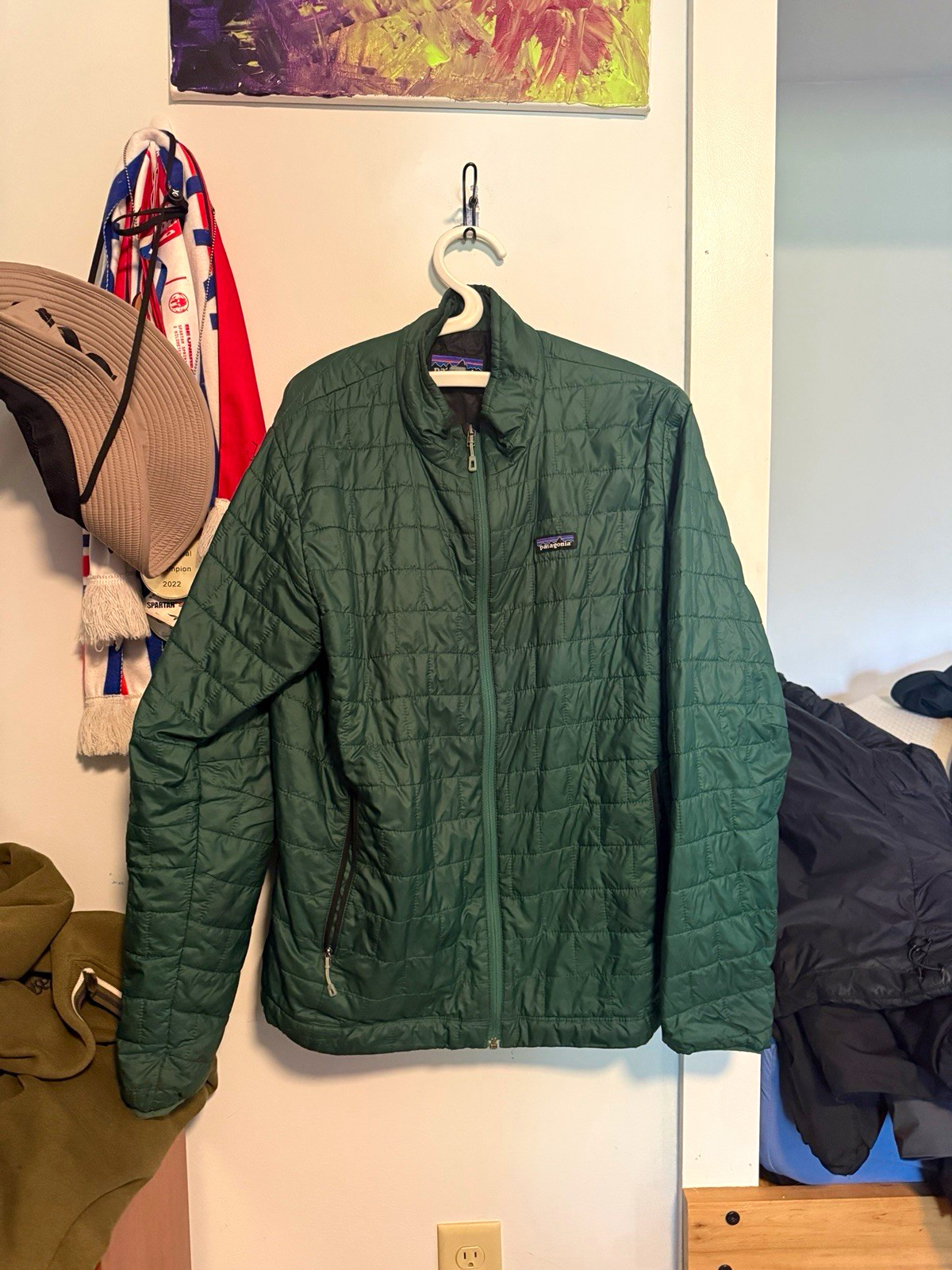 Patagonia Men’s L Green Nano Puff Patagonia Men’s L Green Nano Puff