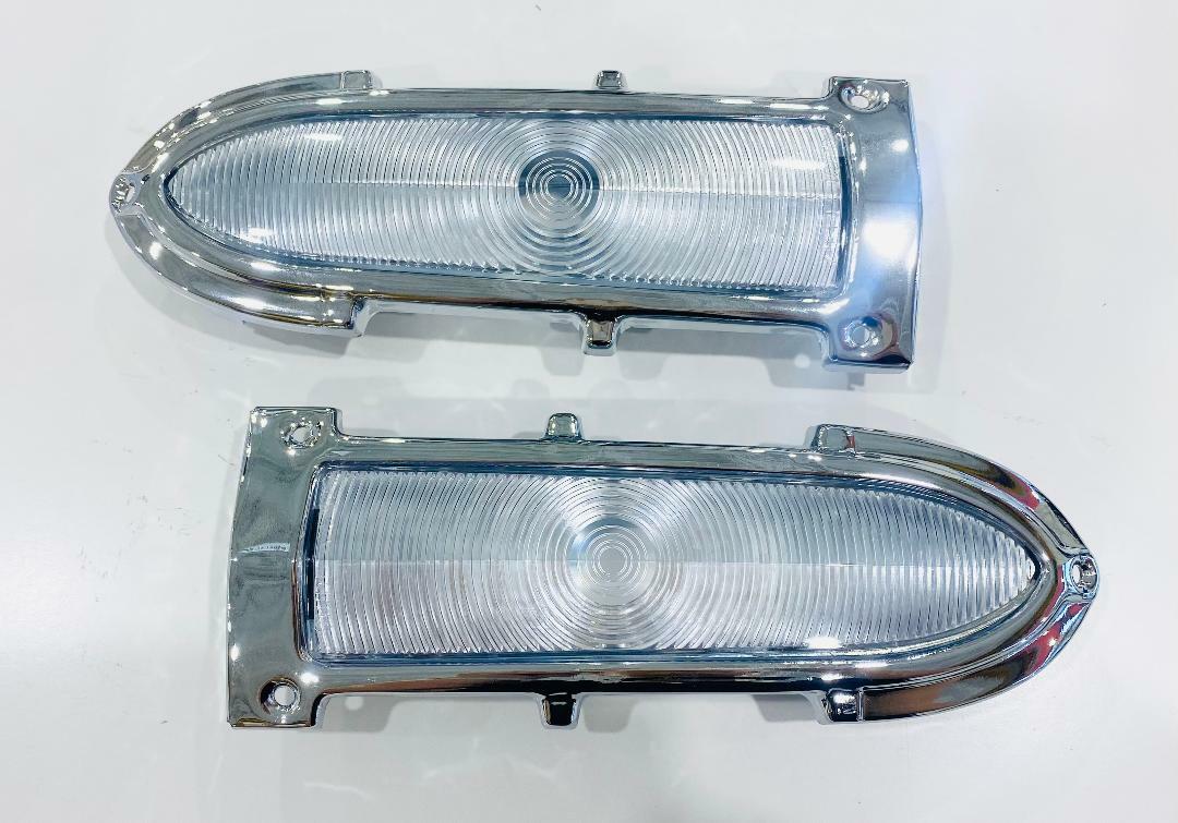 Front LH & RH Clear Turn Parking Light Assemblies w/Chrome. FITS Chevy 52