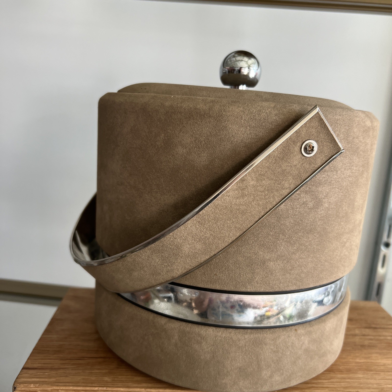 Vintage Georges Briard Brown Faux Leather Ice Bucket, Vinyl Retro Barware