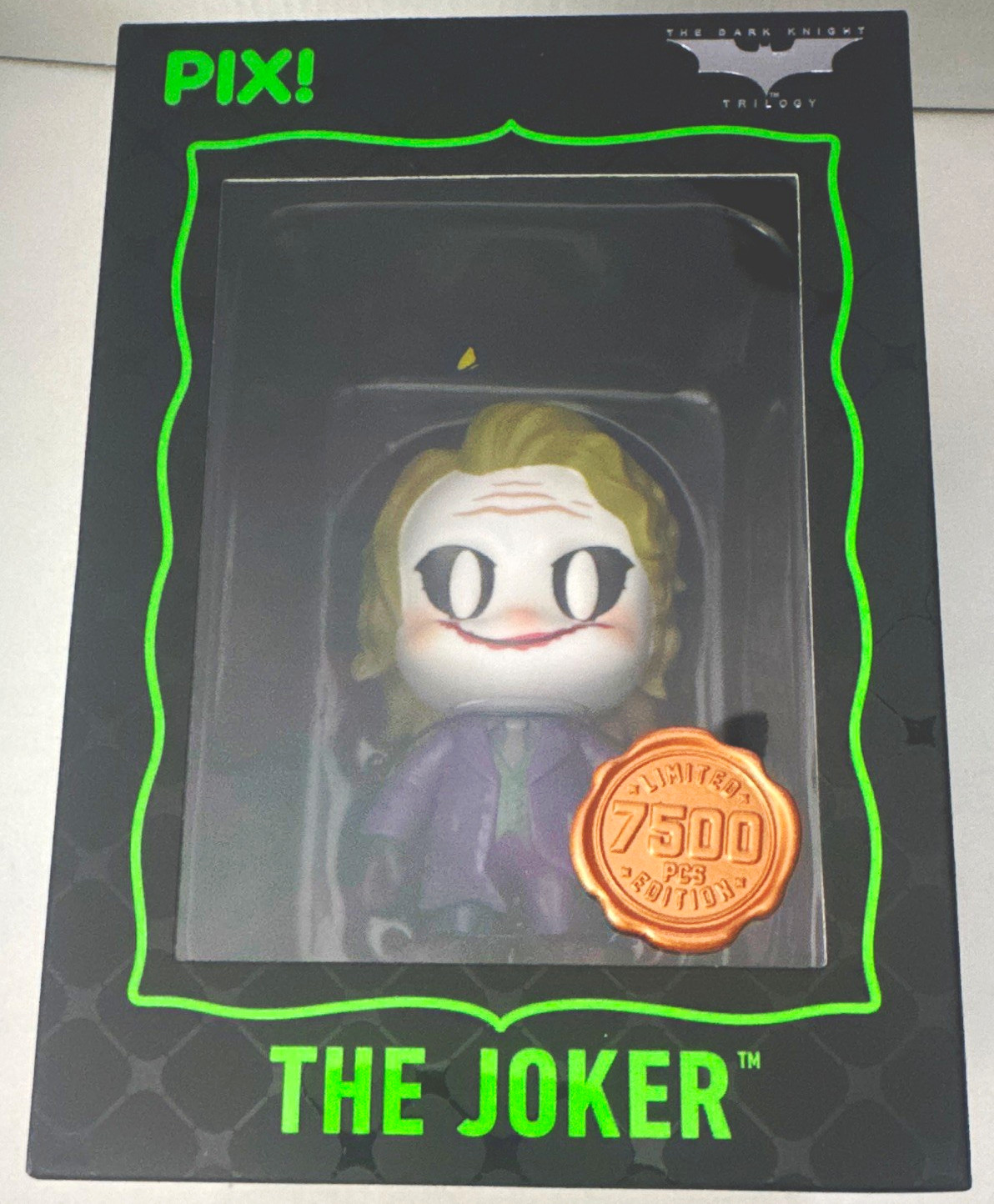 Thrilljoy Pix The Joker Vinyl Figure The Dark Knight Trilogy Limited 7500 Thrilljoy Pix The Joker Vinyl Figure The Dark Knight Trilogy Limited 7500