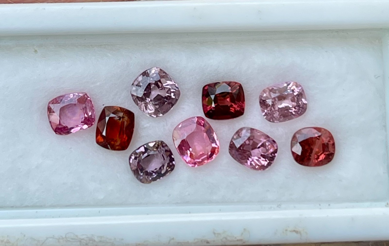 Natural 100% VVS-VS 9/Pc 5.01 ct Cushion Multi,color Spinel MOGOK Gemstone