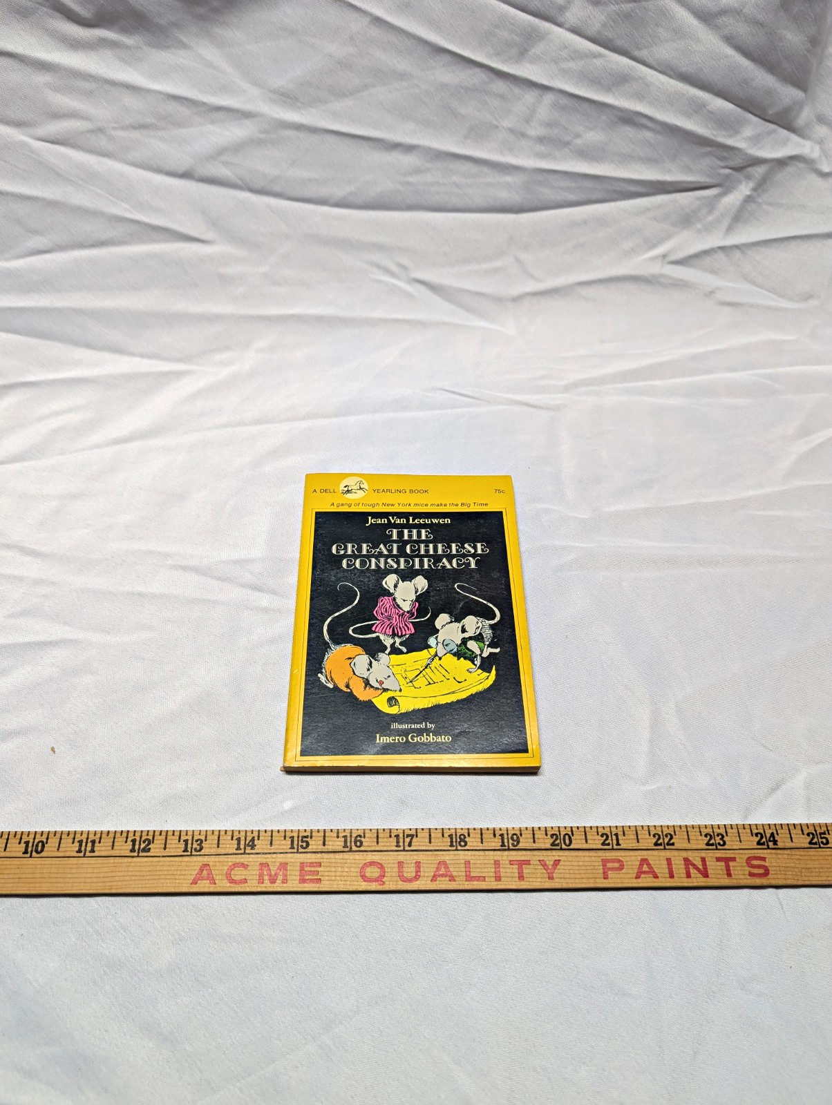 The Great Cheese Conspiracy by Jean Van Leeuwen Paperback Yearling Illustrated