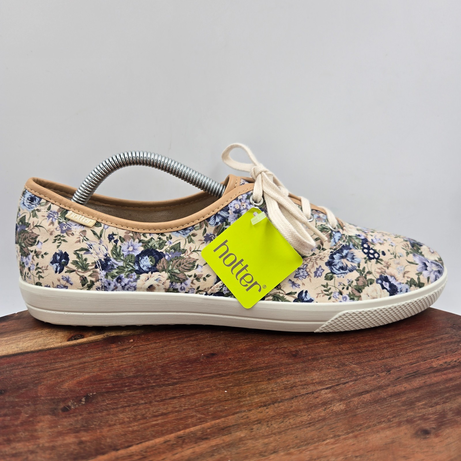 Hotter Mabel Shoes Women\'s 10 Blue Tan Floral Comfort Lace Up Casual Sneakers Hotter Mabel Shoes Women\'s 10 Blue Tan Floral Comfort Lace Up Casual Sneakers
