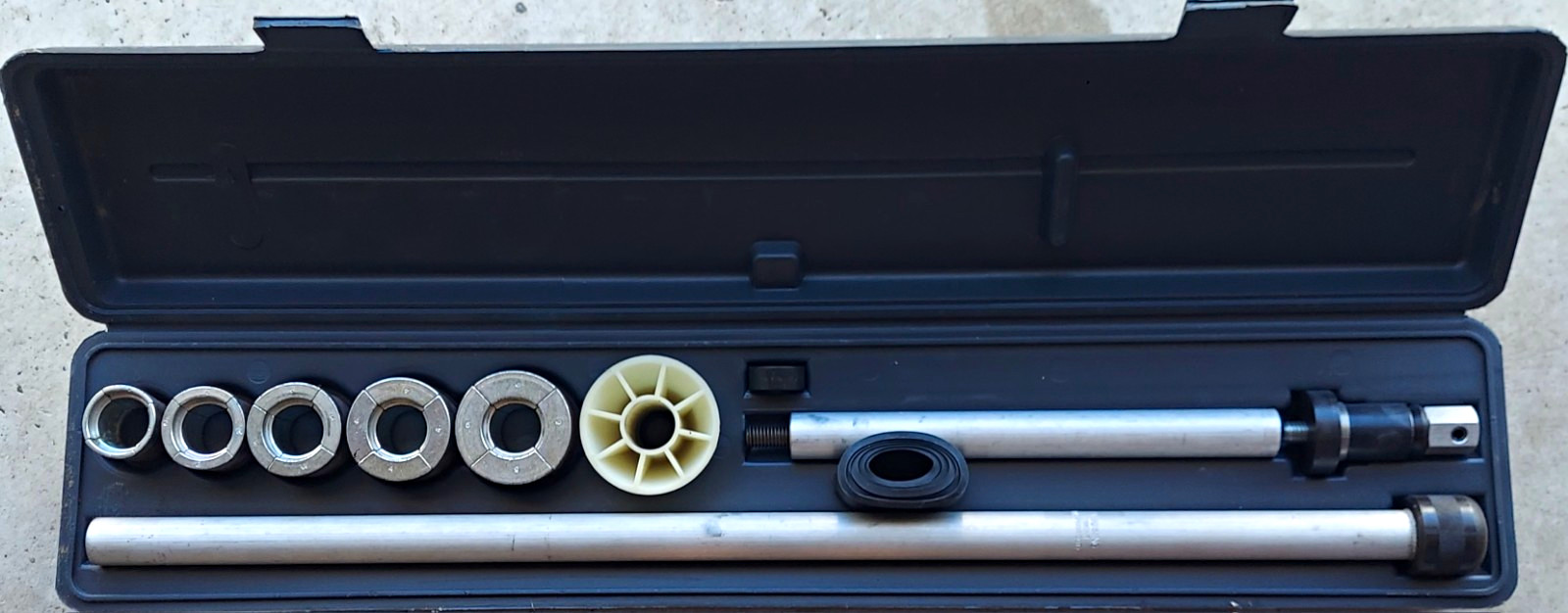 Universal Camshaft Bearing Tool Set 18000 Lesle, USED ONCE Universal Camshaft Bearing Tool Set 18000 Lesle, USED ONCE