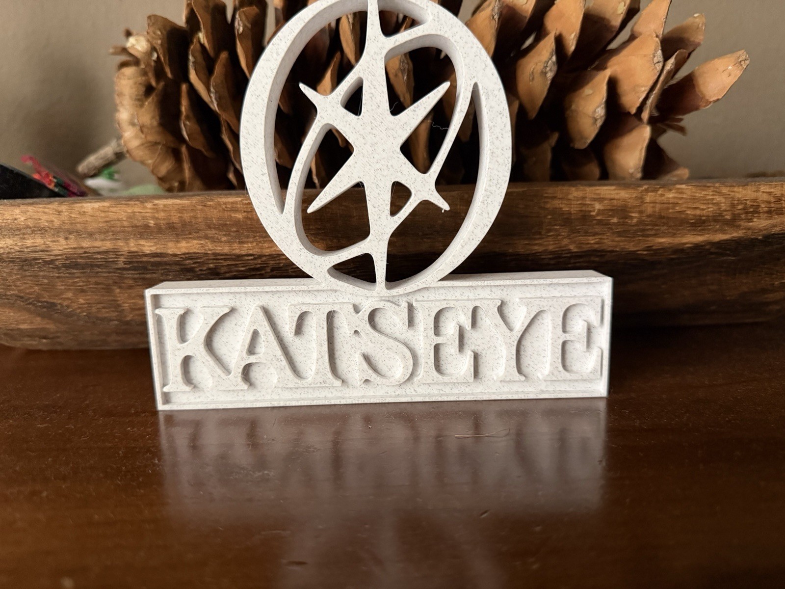 KPOP KATSEYE Inspired 3D Printed Logo Display KPOP KATSEYE Inspired 3D Printed Logo Display