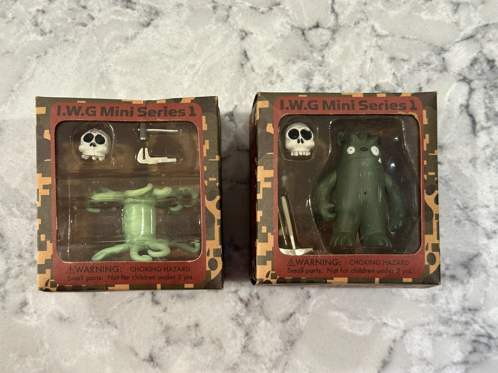IWG mini Series Moly the mutated Cephalopod and Ocho Strangeco RARE IWG mini Series Moly the mutated Cephalopod and Ocho Strangeco RARE