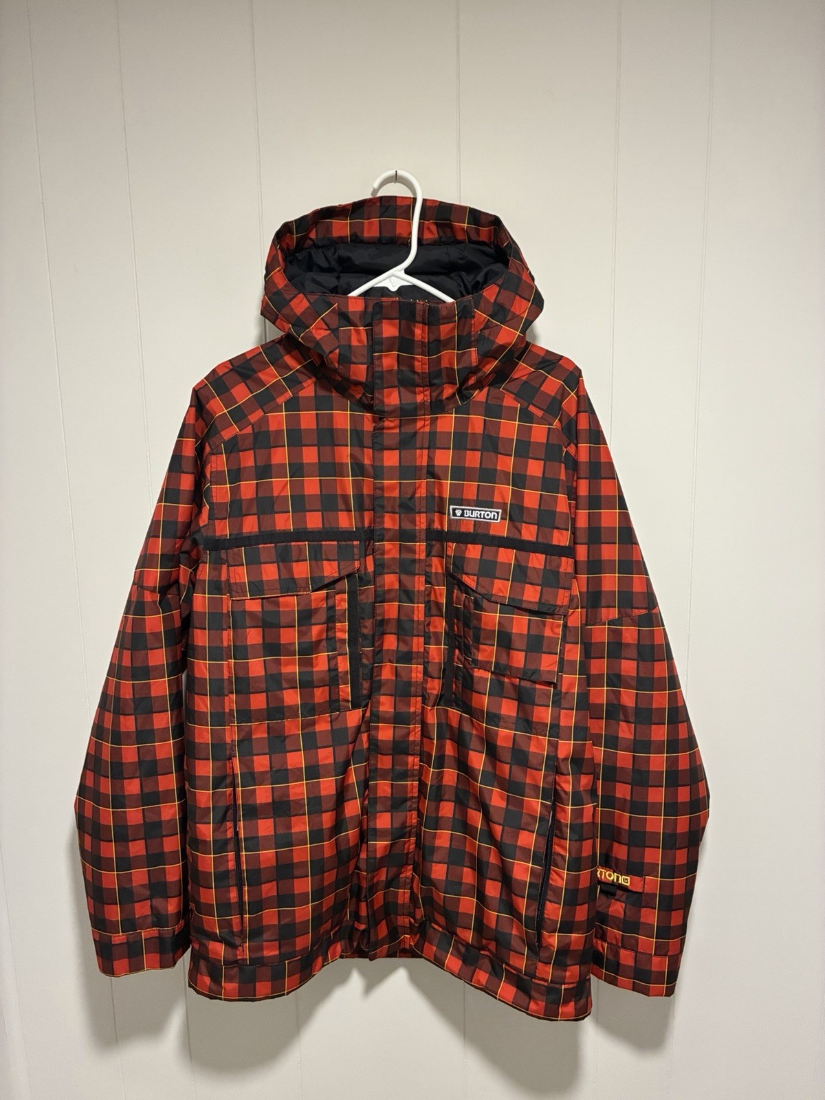 Vintage Y2K Burton White Collection Plaid Snowboard Jacket Men’s Medium Red