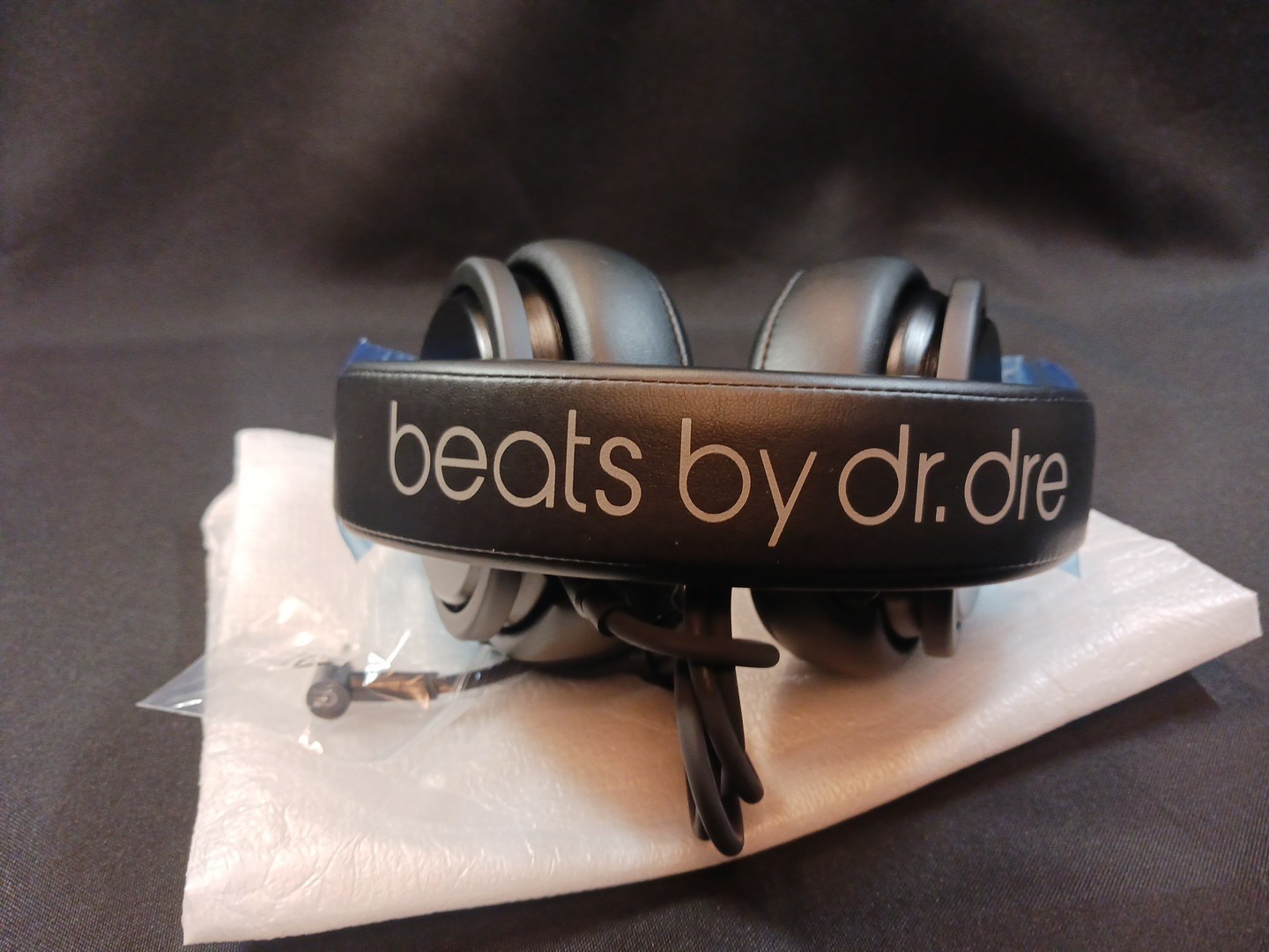 NEW Beats by Dr. Dre Pro Over the Ear Wired Headphones - Black DEMO Discontinued NEW Beats by Dr. Dre Pro Over the Ear Wired Headphones - Black DEMO Discontinued