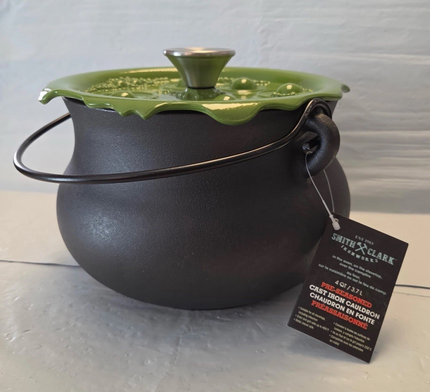 Smith & Clark 4 Qt Cast Iron Witches Cauldron Bubbling Lid Green Halloween Viral