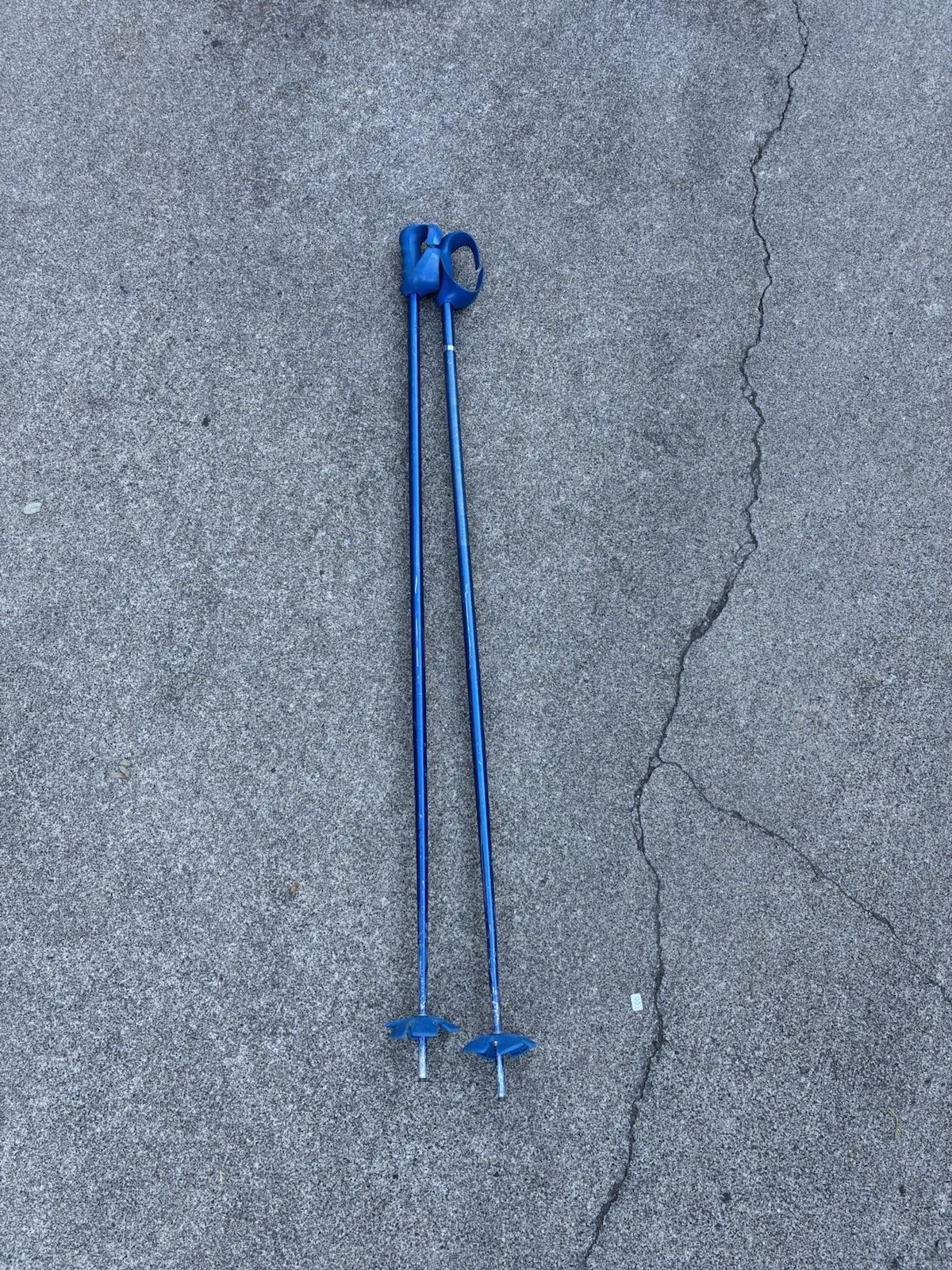 Scott blue 50 Inch vintage Ski Poles blue Pistol Grips Scott blue 50 Inch vintage Ski Poles blue Pistol Grips