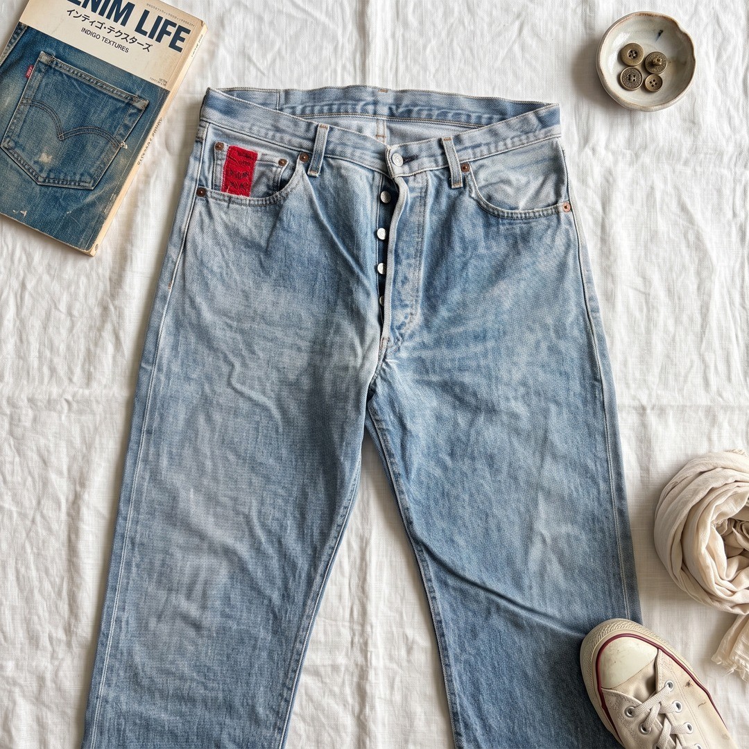 Levi\'s 501XX Vintage Denim Jeans W36 L36 90s USA Made Red Tab Light Wash