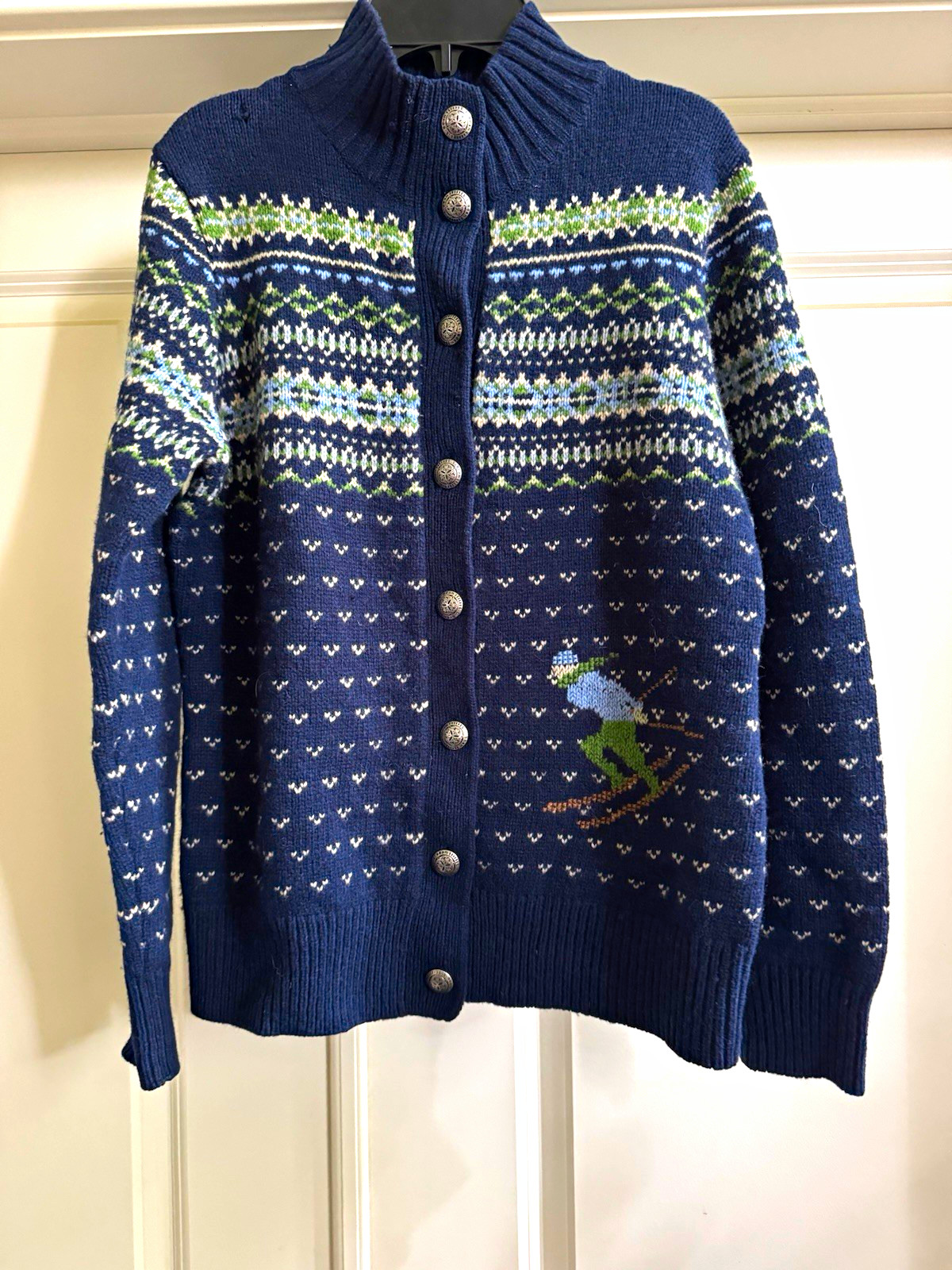 L.L.Bean Women’s M Lambswool Fair Isle Skier Button-Front Cardigan Navy FLAW L.L.Bean Women’s M Lambswool Fair Isle Skier Button-Front Cardigan Navy FLAW