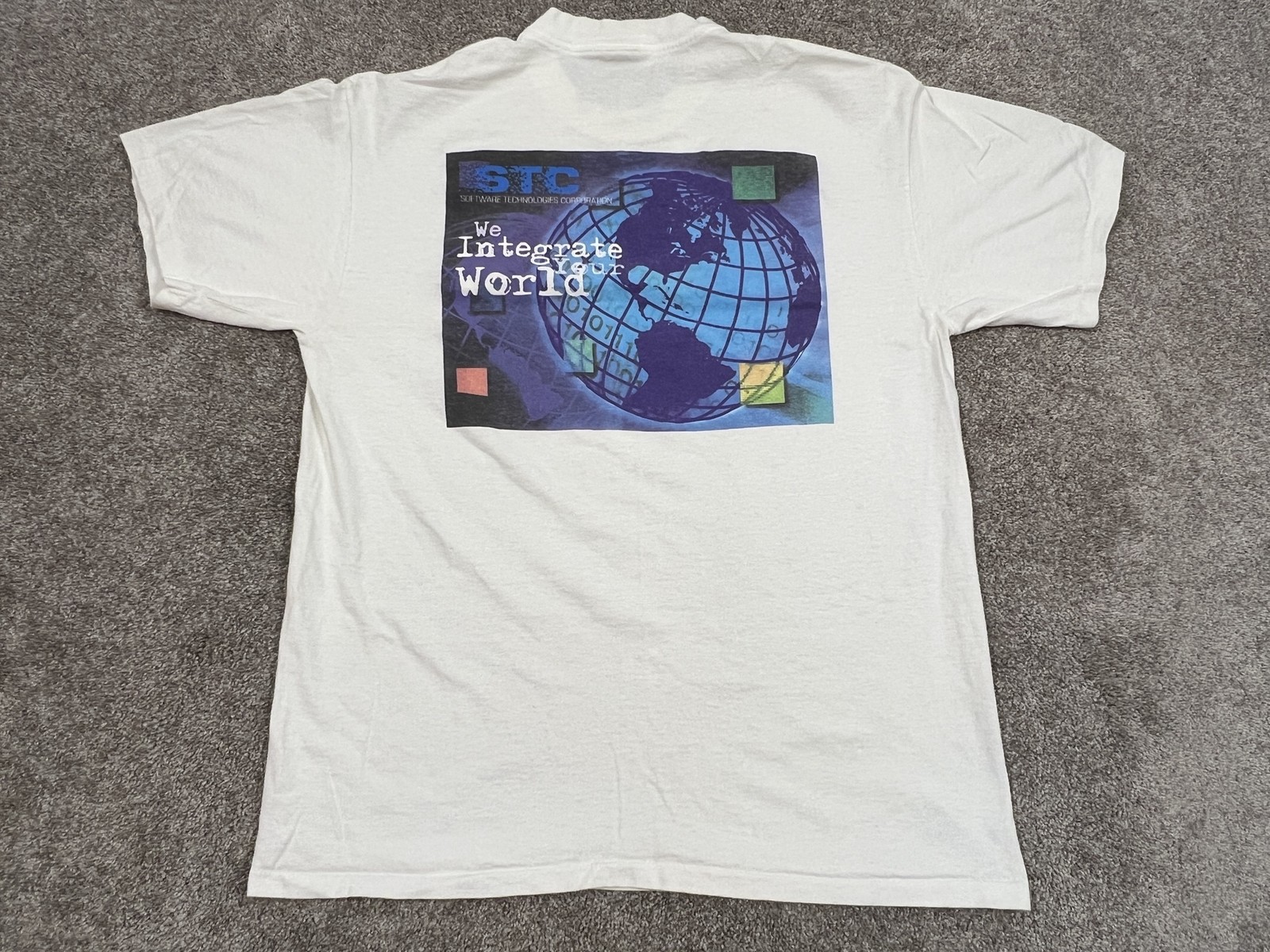 VINTAGE STC Software Shirt Mens Large White Globe World Map Oneita Tech Promo