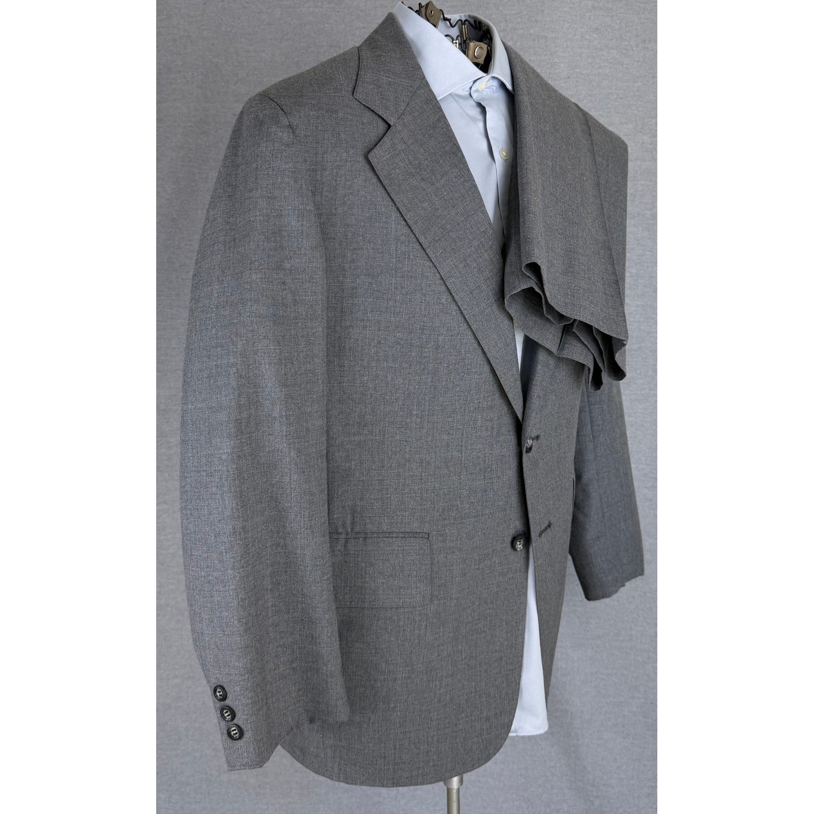 Vintage 60s Cricketeer Grey 2 Piece Suit Woodward & Lothrop 35x29.5 Vintage 60s Cricketeer Grey 2 Piece Suit Woodward & Lothrop 35x29.5