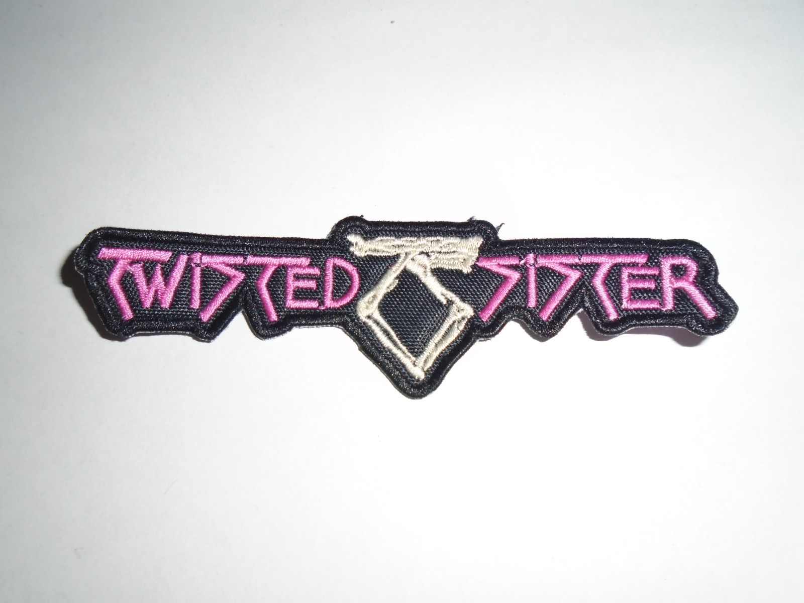 TWISTED SISTER EMBROIDERED PATCH TWISTED SISTER EMBROIDERED PATCH