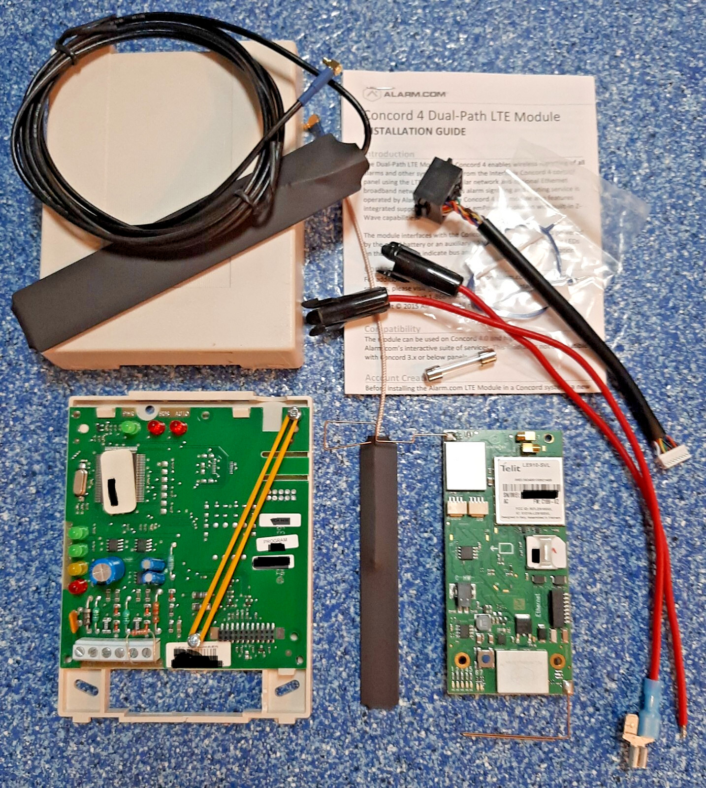 ALARM.COM CD-421-US-VZ Verizon LTE & IP Gateway Kit for UTC Interlogix Concord 4